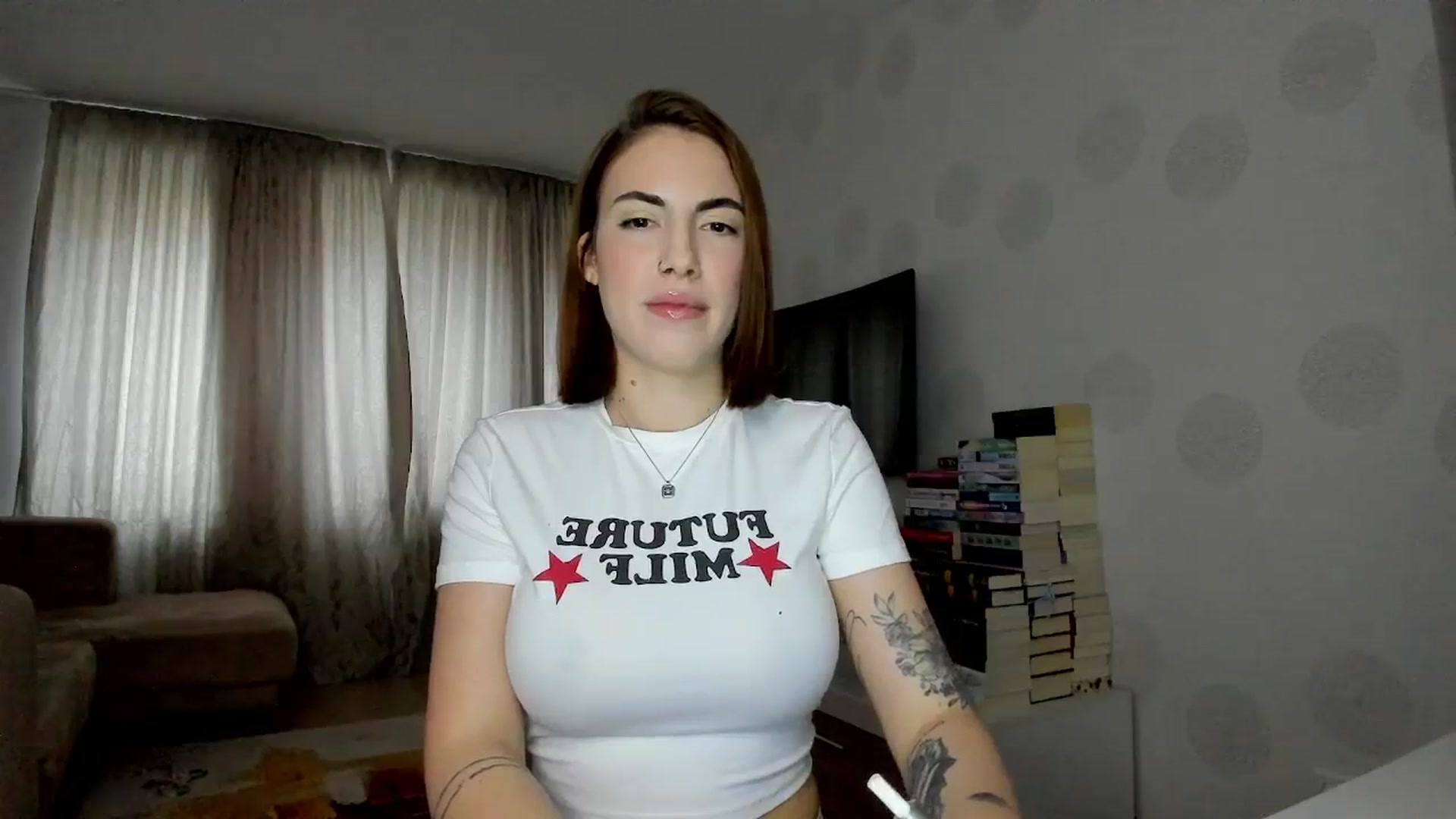 Gallery image thumbnail from BlossomBae's myfreecams stream on, 05/05/2025, 17:28 image 3 of 20