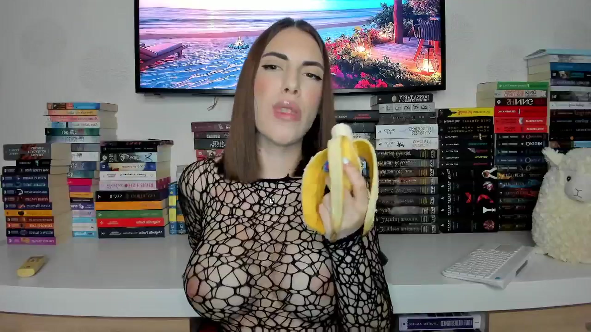 Gallery image thumbnail from BlossomBae's myfreecams stream on, 08/04/2025, 19:21 image 10 of 20