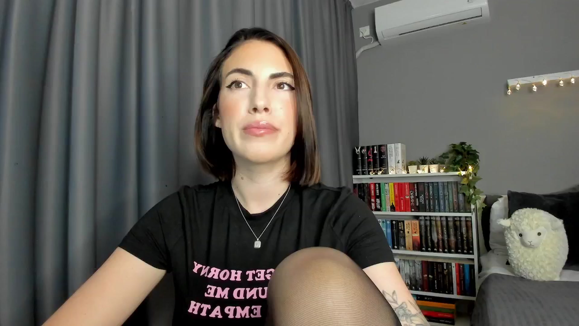 Gallery image thumbnail from BlossomBae's myfreecams stream on, 08/08/2025, 17:49 image 1 of 20
