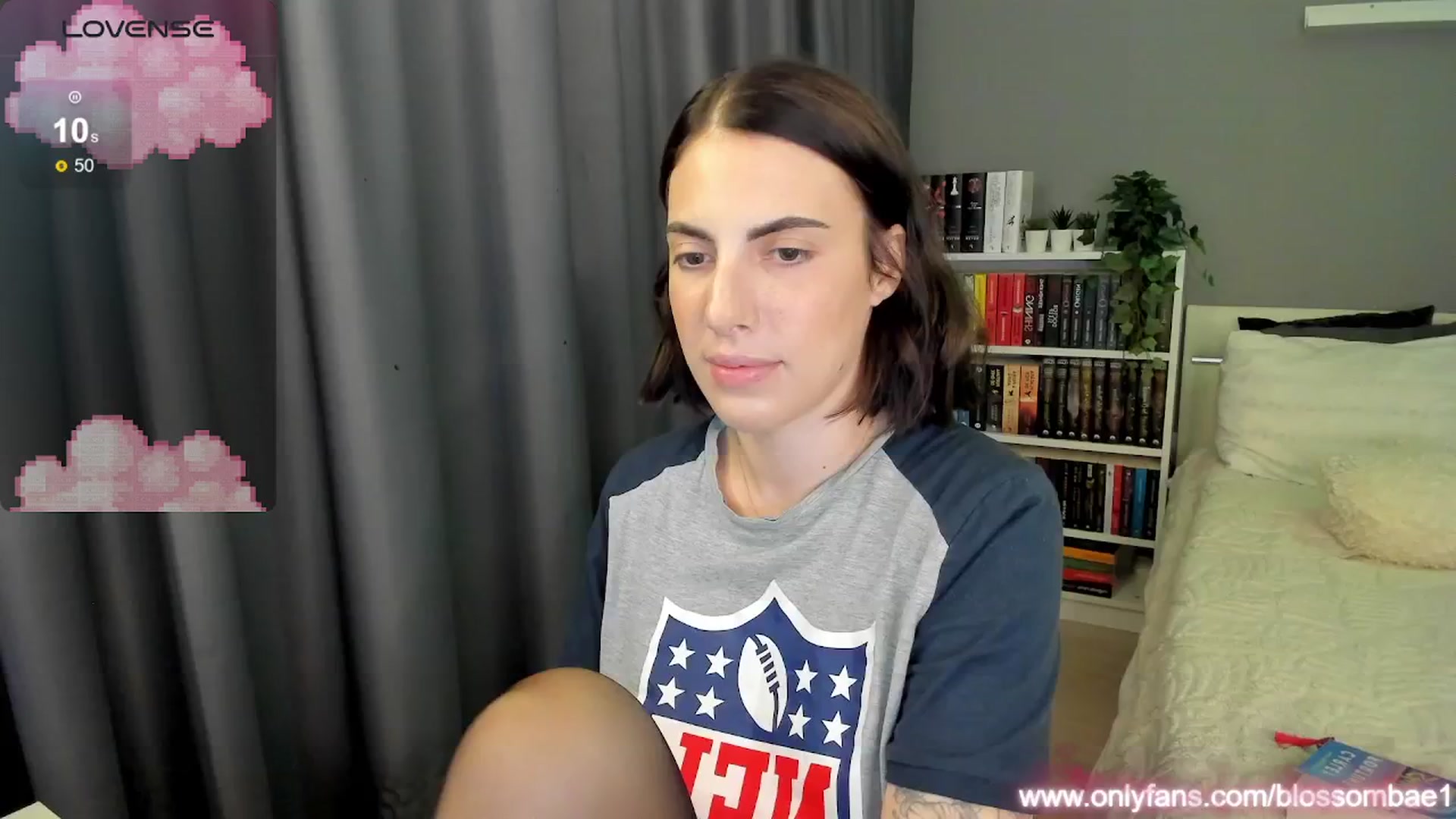 Gallery image thumbnail from BlossomBae's myfreecams stream on, 08/25/2025, 20:38 image 1 of 20