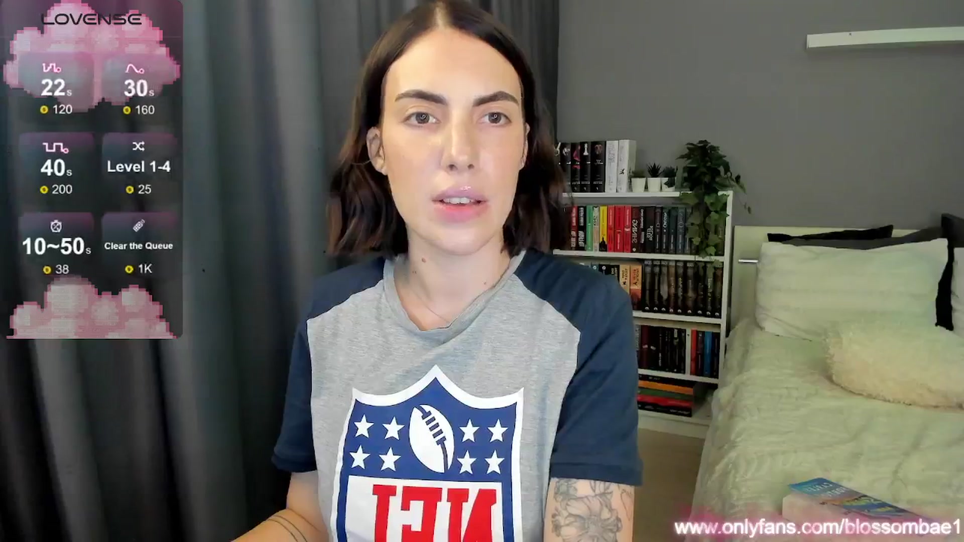 Gallery image thumbnail from BlossomBae's myfreecams stream on, 08/25/2025, 20:38 image 10 of 20