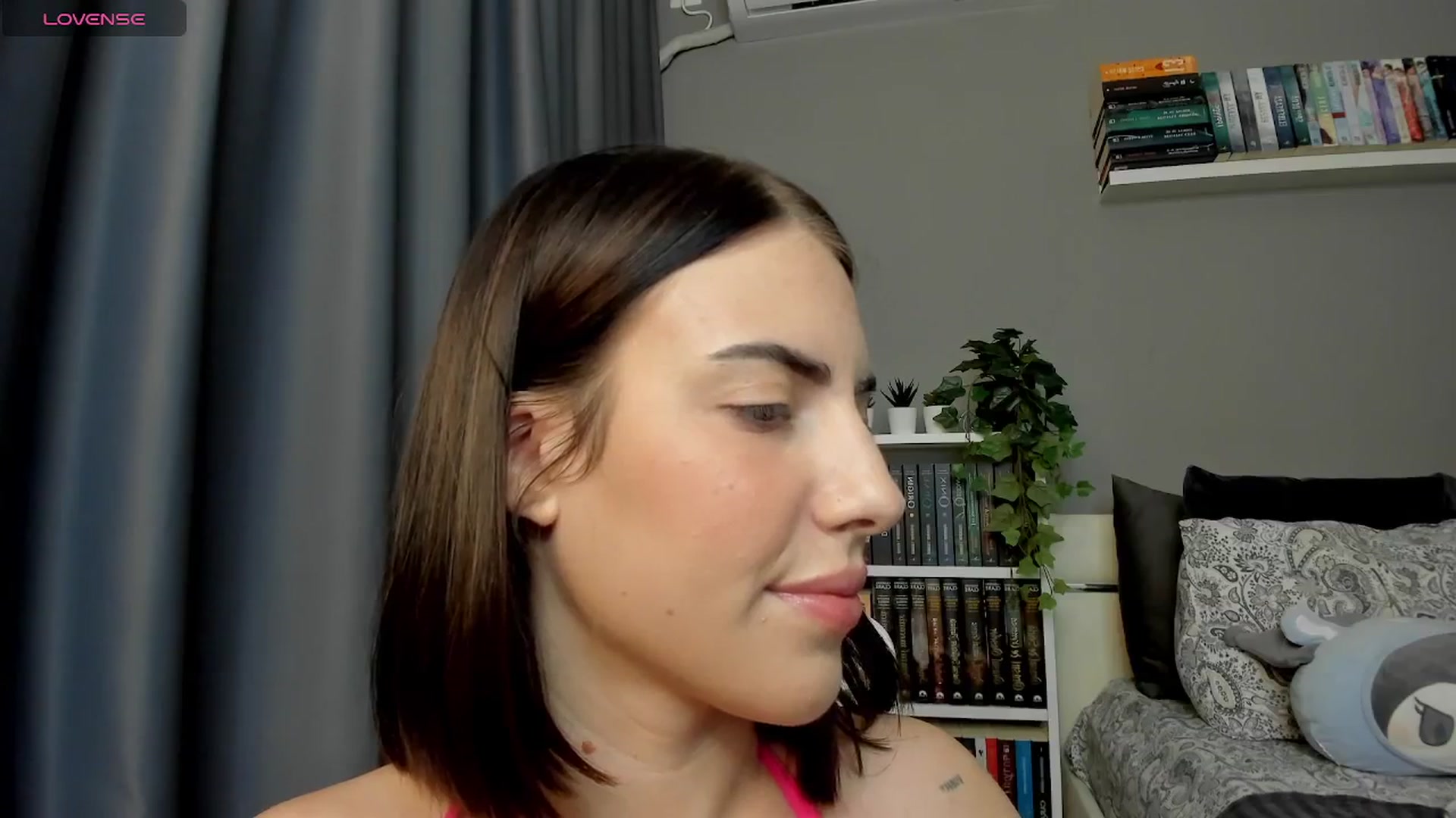 Gallery image thumbnail from BlossomBae's myfreecams stream on, 10/05/2025, 22:01 image 18 of 20
