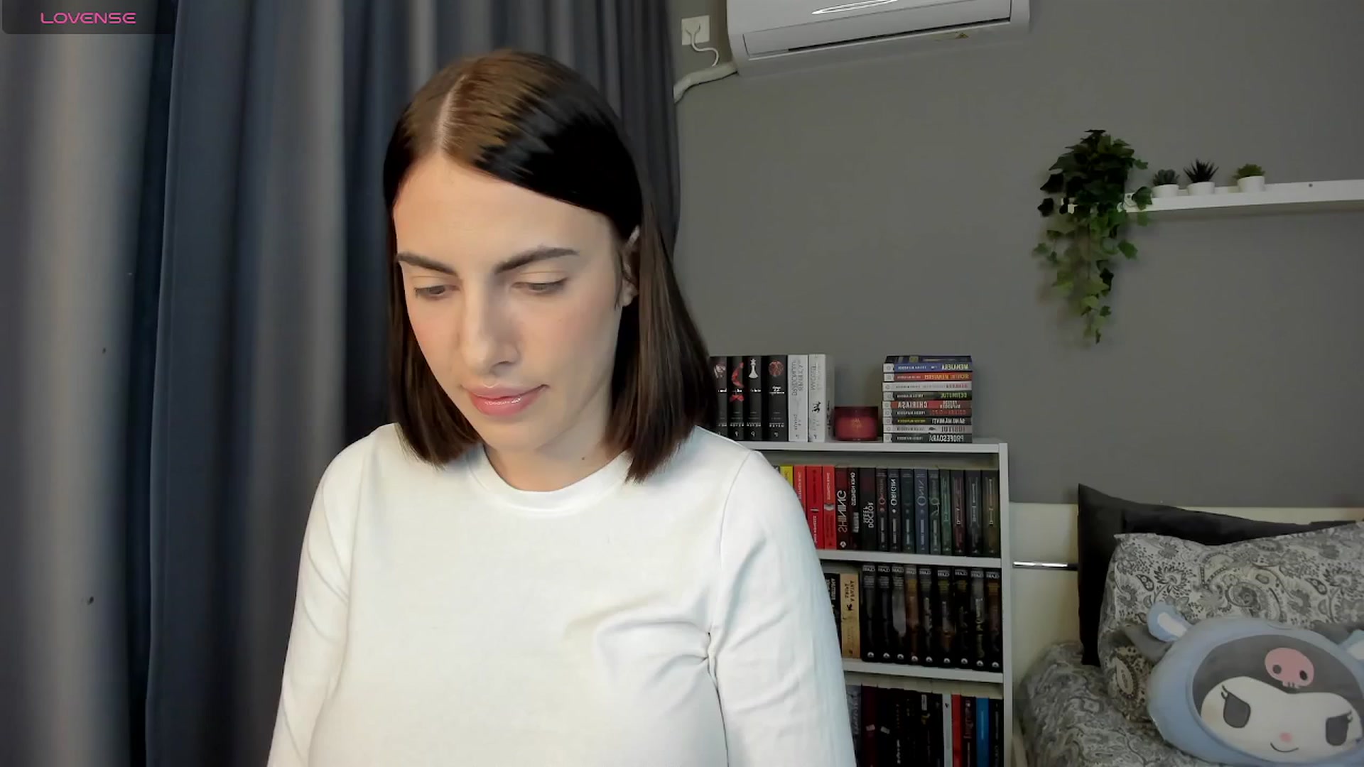 Gallery image thumbnail from BlossomBae's myfreecams stream on, 10/09/2025, 20:04 image 16 of 20