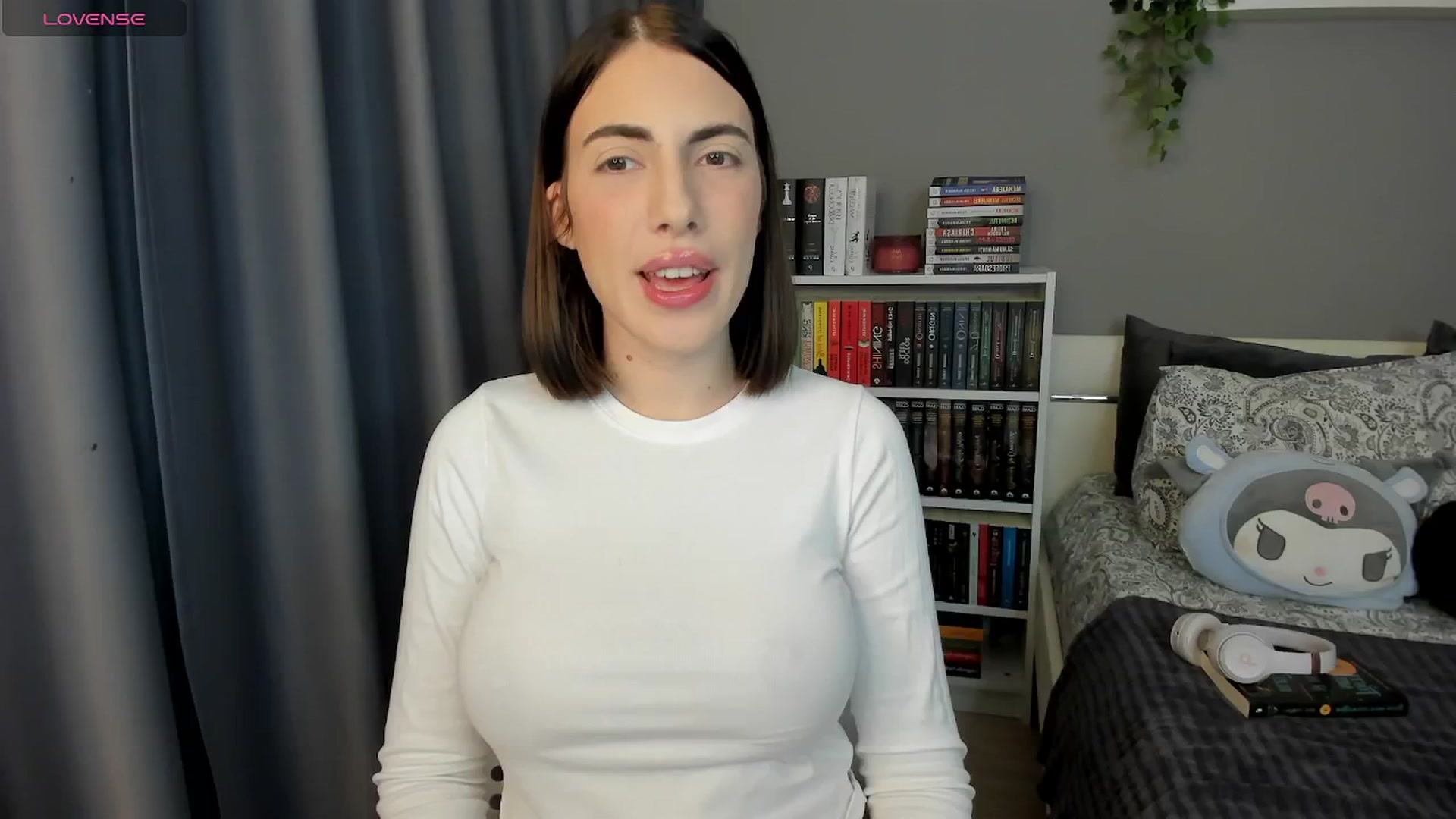 Gallery image thumbnail from BlossomBae's myfreecams stream on, 10/09/2025, 20:04 image 9 of 20