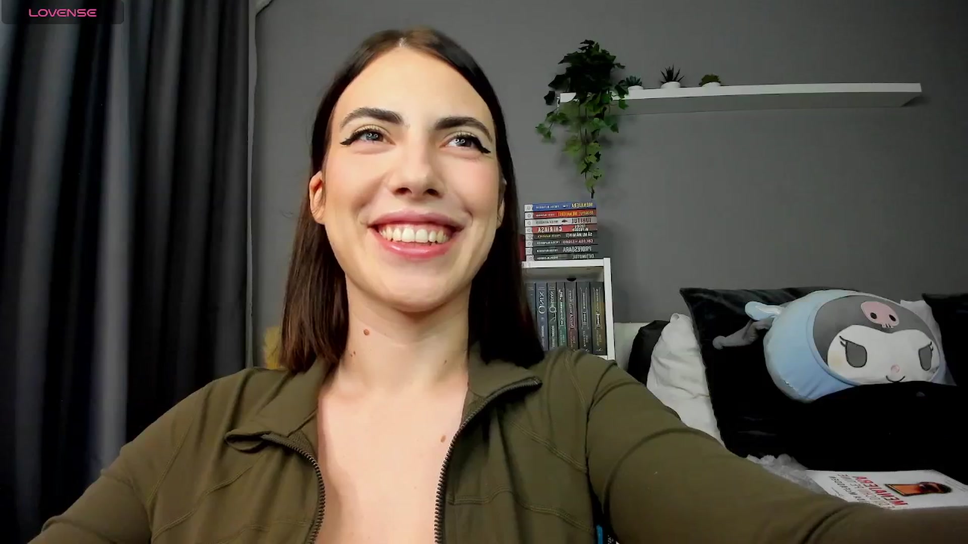 Gallery image thumbnail from BlossomBae's myfreecams stream on, 10/14/2025, 19:25 image 12 of 20
