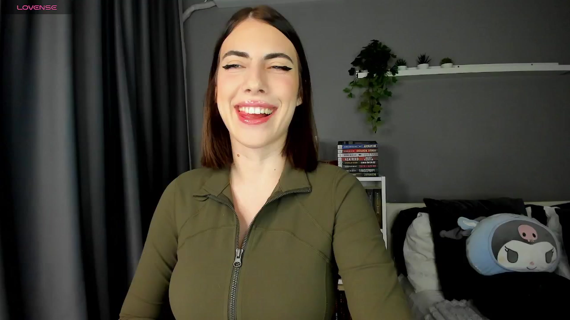 Gallery image thumbnail from BlossomBae's myfreecams stream on, 10/14/2025, 19:25 image 4 of 20