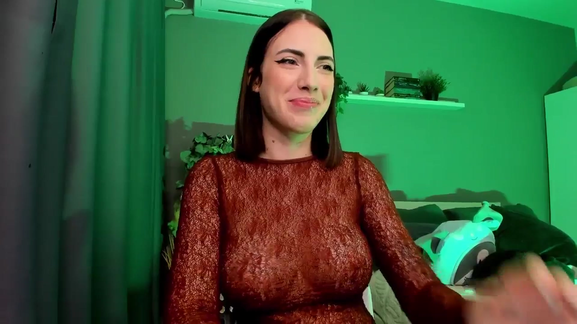 Gallery image thumbnail from BlossomBae's myfreecams stream on, 11/02/2025, 18:07 image 20 of 20