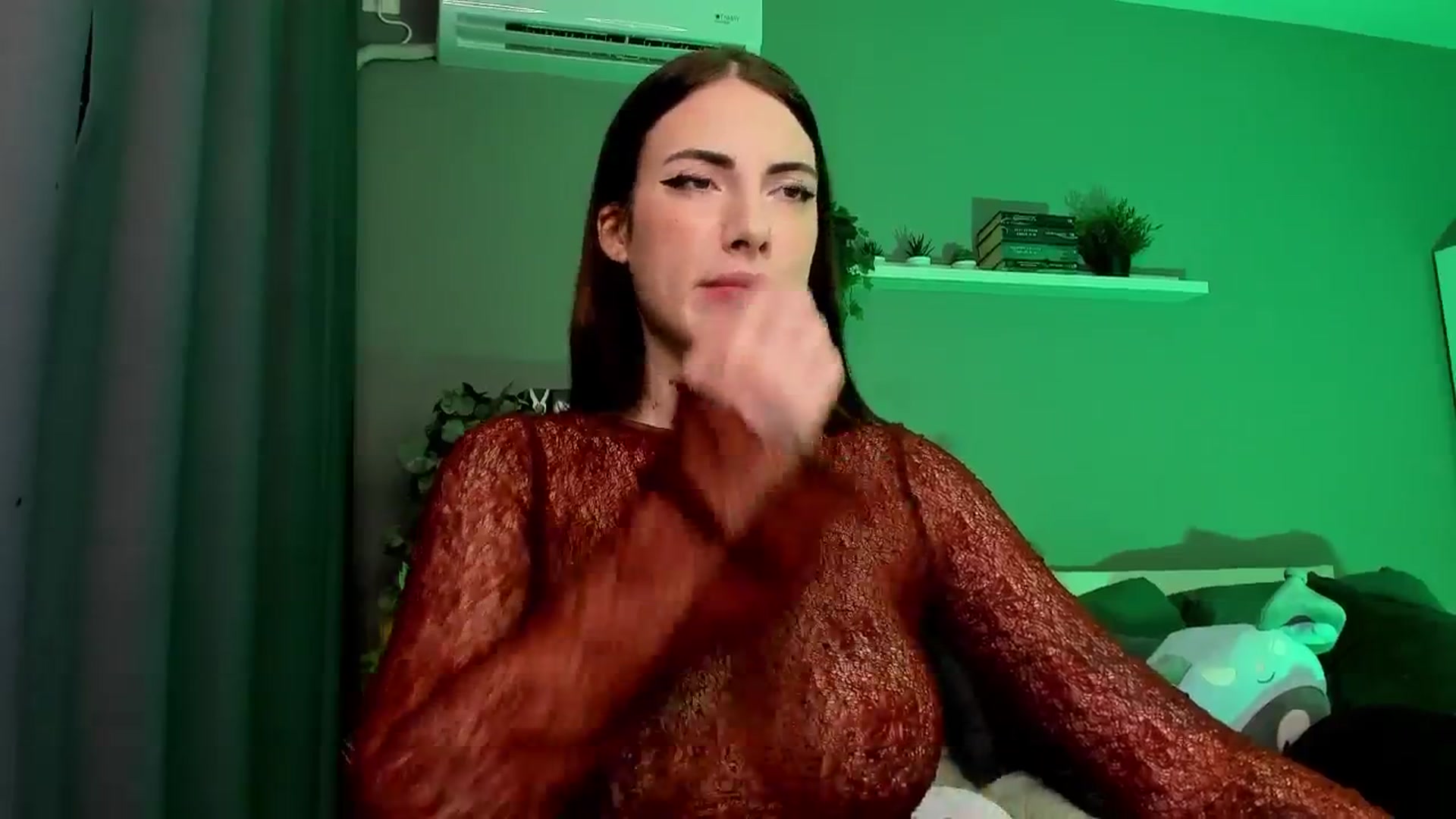 Gallery image thumbnail from BlossomBae's myfreecams stream on, 11/02/2025, 19:28 image 6 of 20