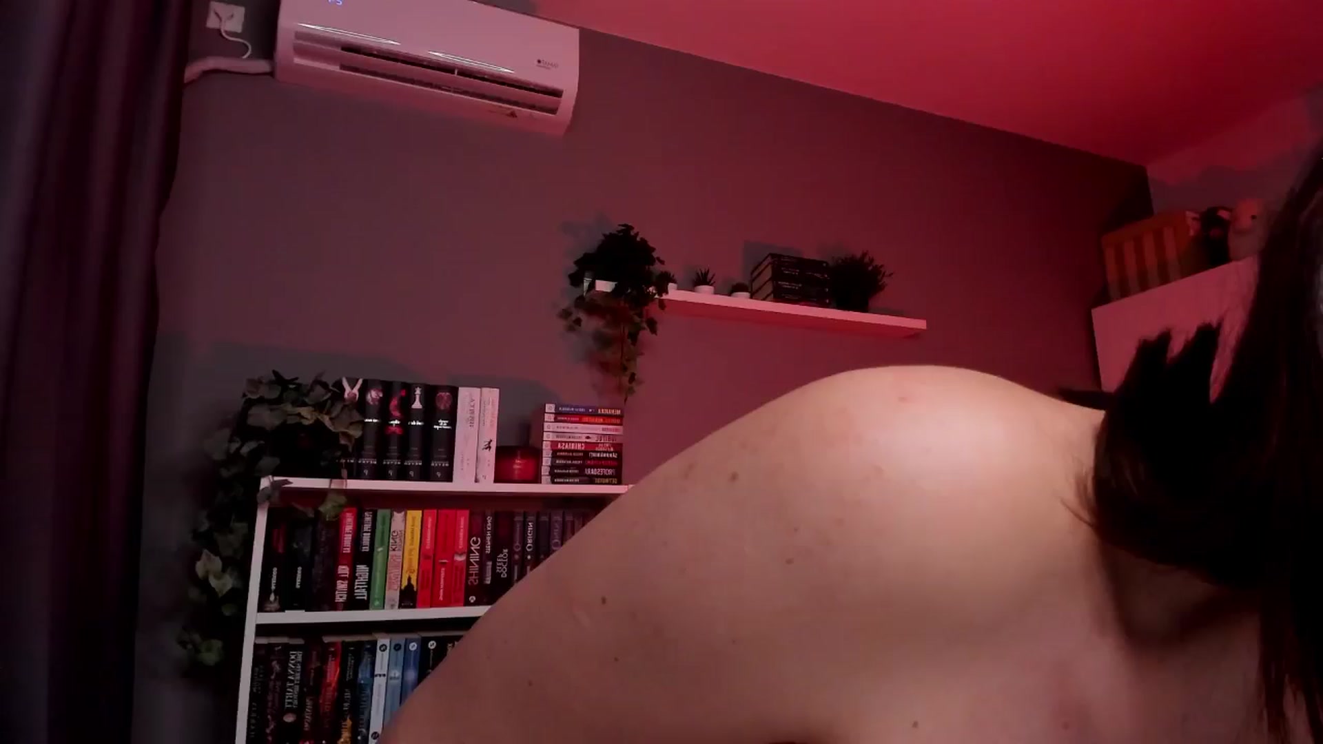 Gallery image thumbnail from BlossomBae's myfreecams stream on, 11/10/2025, 21:54 image 15 of 20
