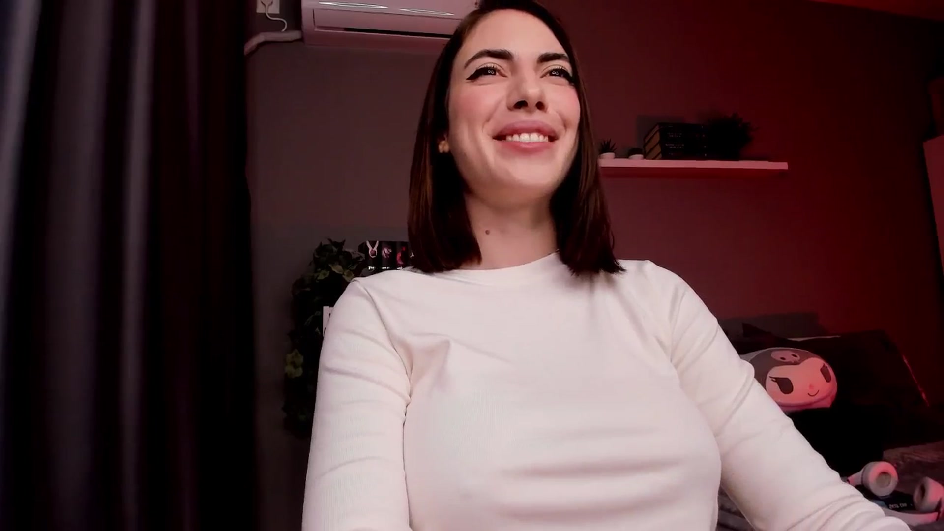 Gallery image thumbnail from BlossomBae's myfreecams stream on, 11/19/2025, 18:34 image 3 of 20