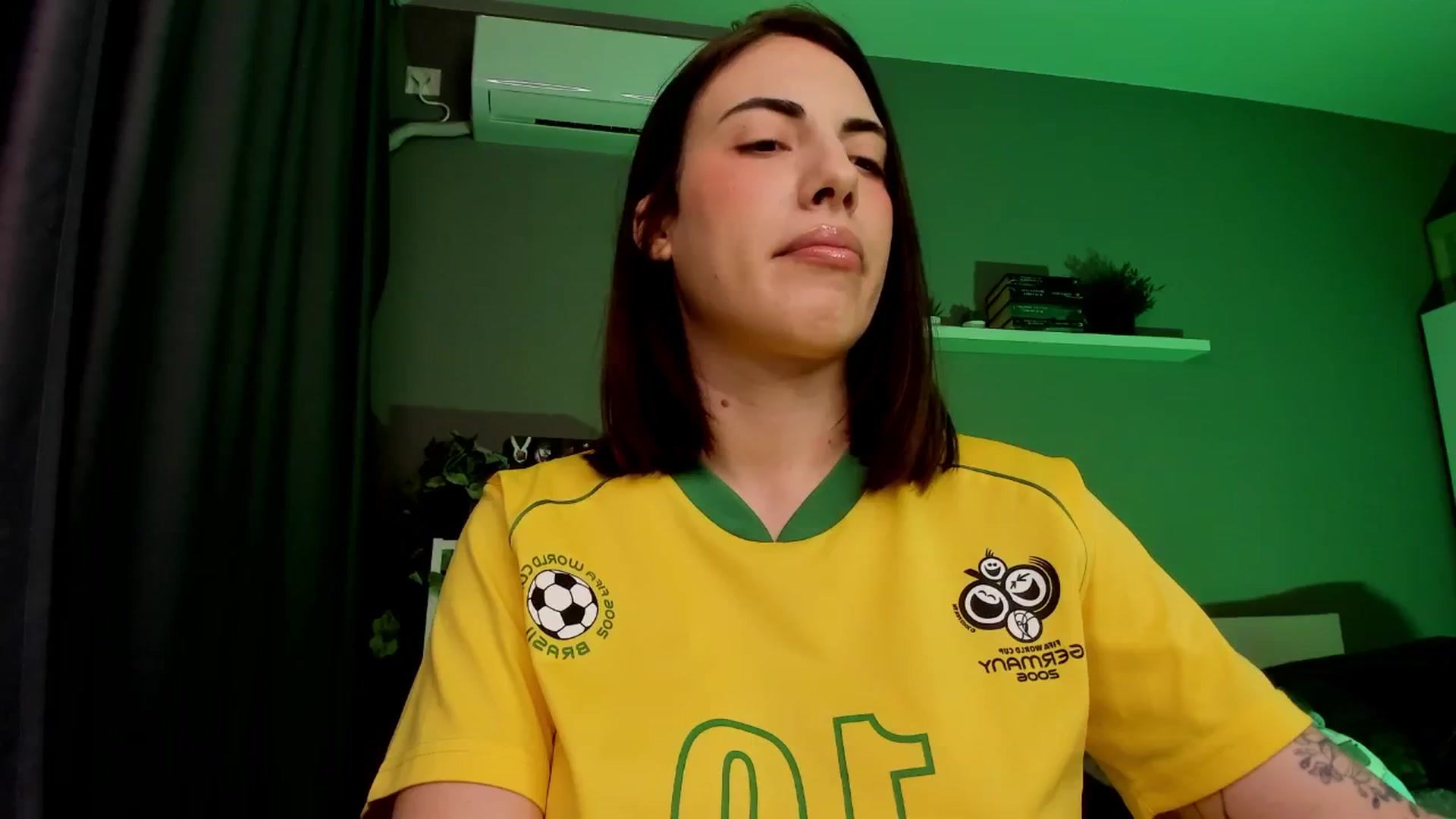 Gallery image thumbnail from BlossomBae's myfreecams stream on, 11/28/2025, 18:19 image 11 of 20