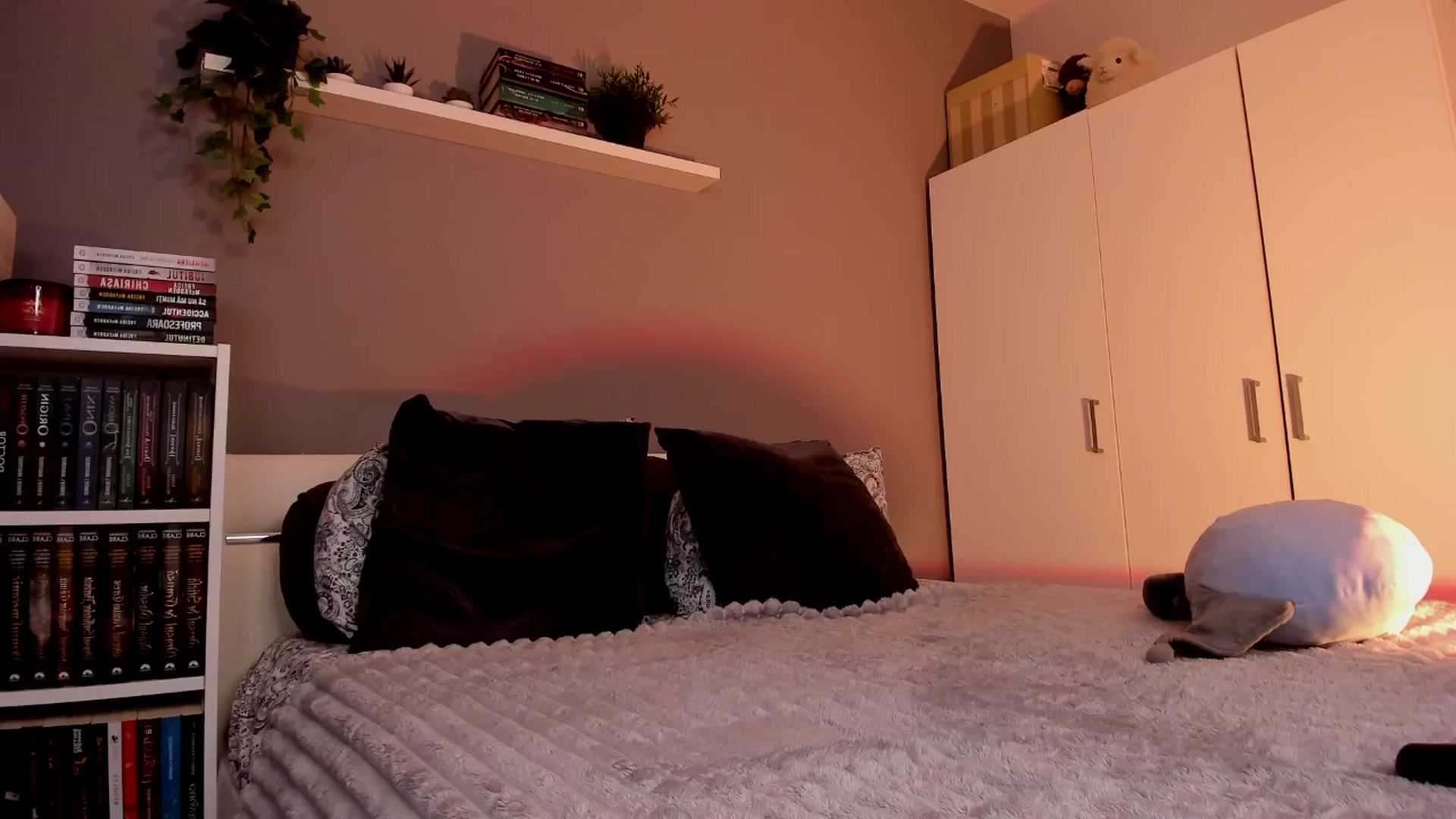Gallery image thumbnail from BlossomBae's myfreecams stream on, 12/02/2025, 20:11 image 1 of 20