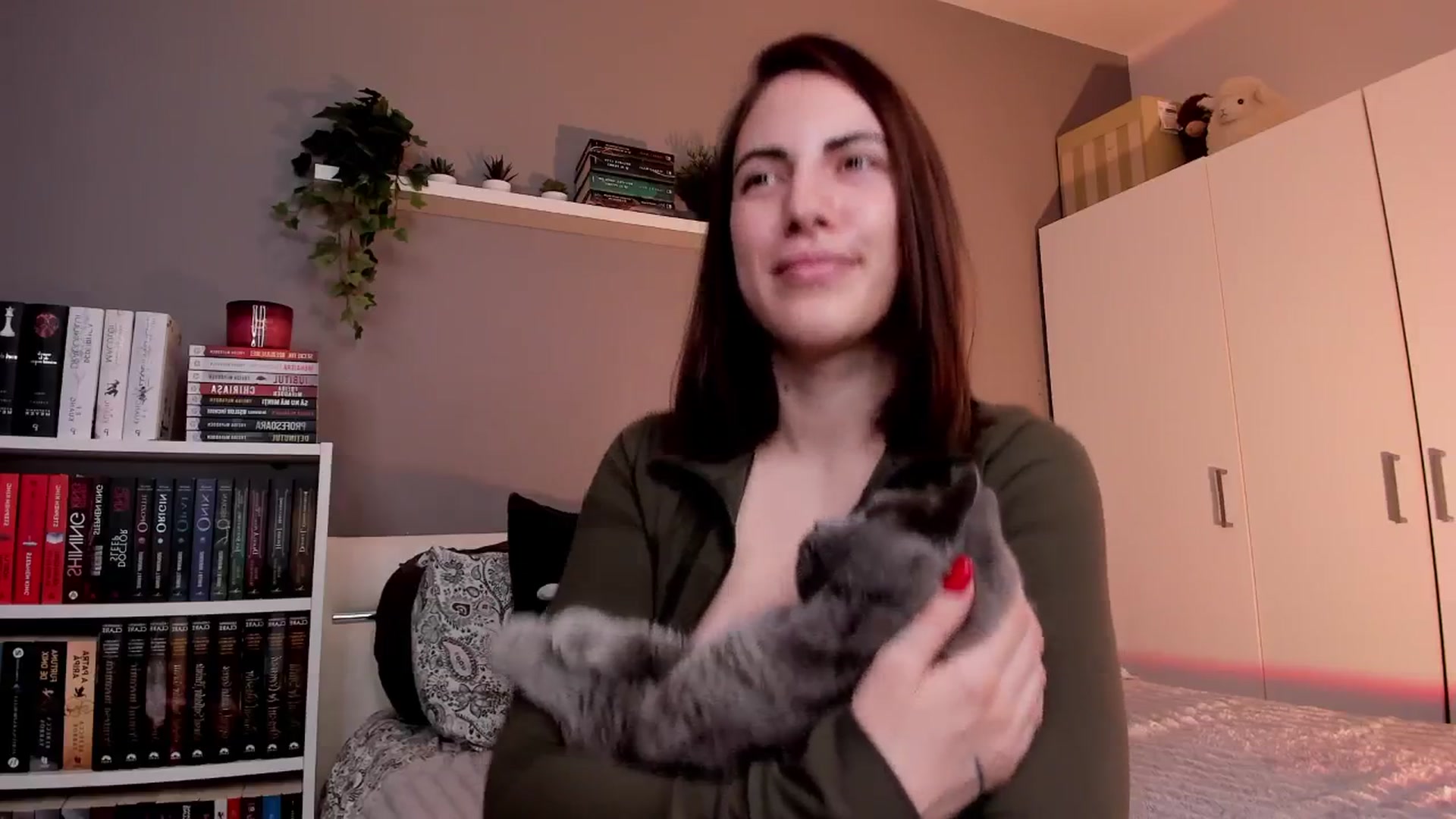 Gallery image thumbnail from BlossomBae's myfreecams stream on, 12/05/2025, 15:57 image 6 of 20
