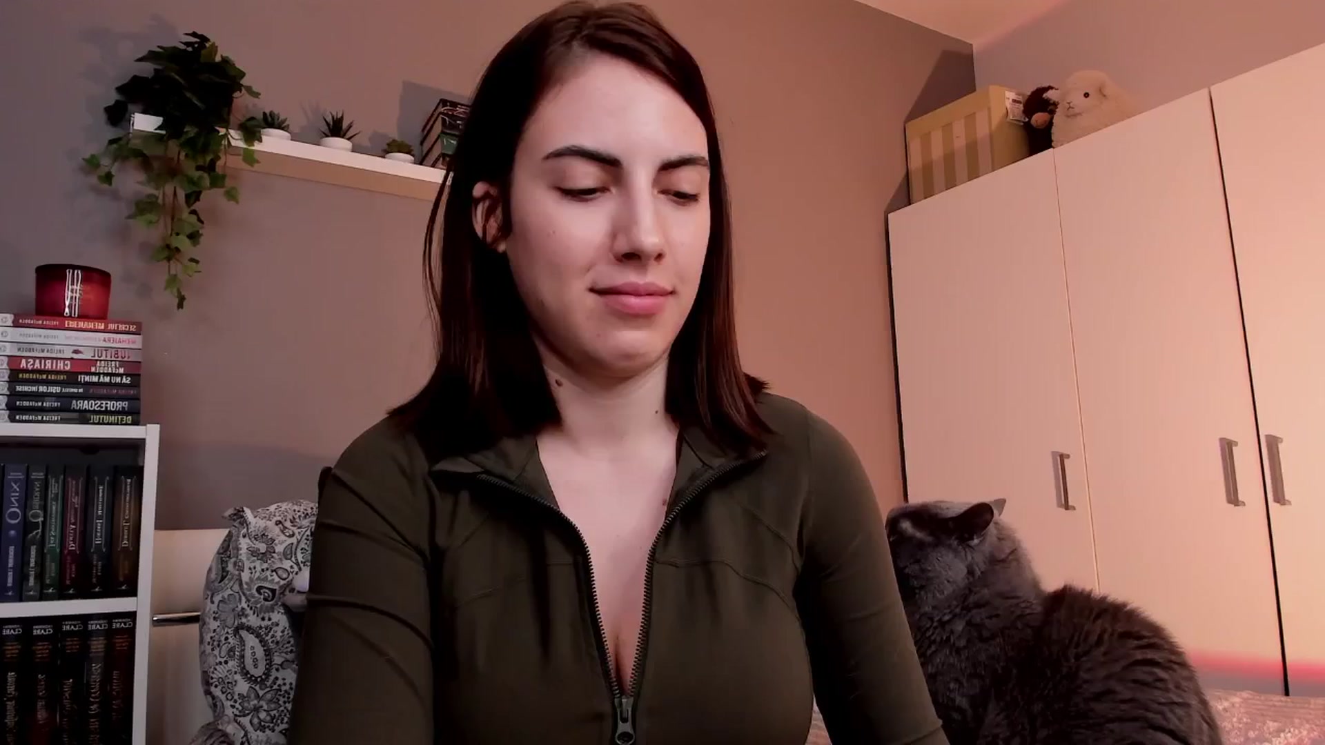 Gallery image thumbnail from BlossomBae's myfreecams stream on, 12/05/2025, 19:21 image 1 of 20