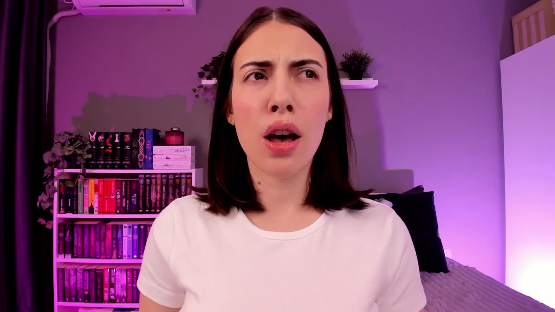Gallery image thumbnail from BlossomBae's myfreecams stream on, 01/10/2026, 19:57 image 8 of 20