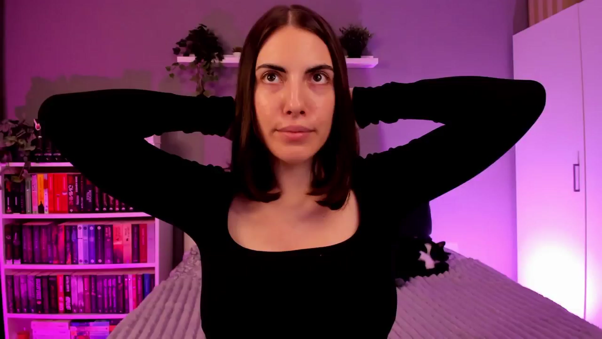 Gallery image thumbnail from BlossomBae's myfreecams stream on, 01/14/2026, 18:01 image 6 of 20