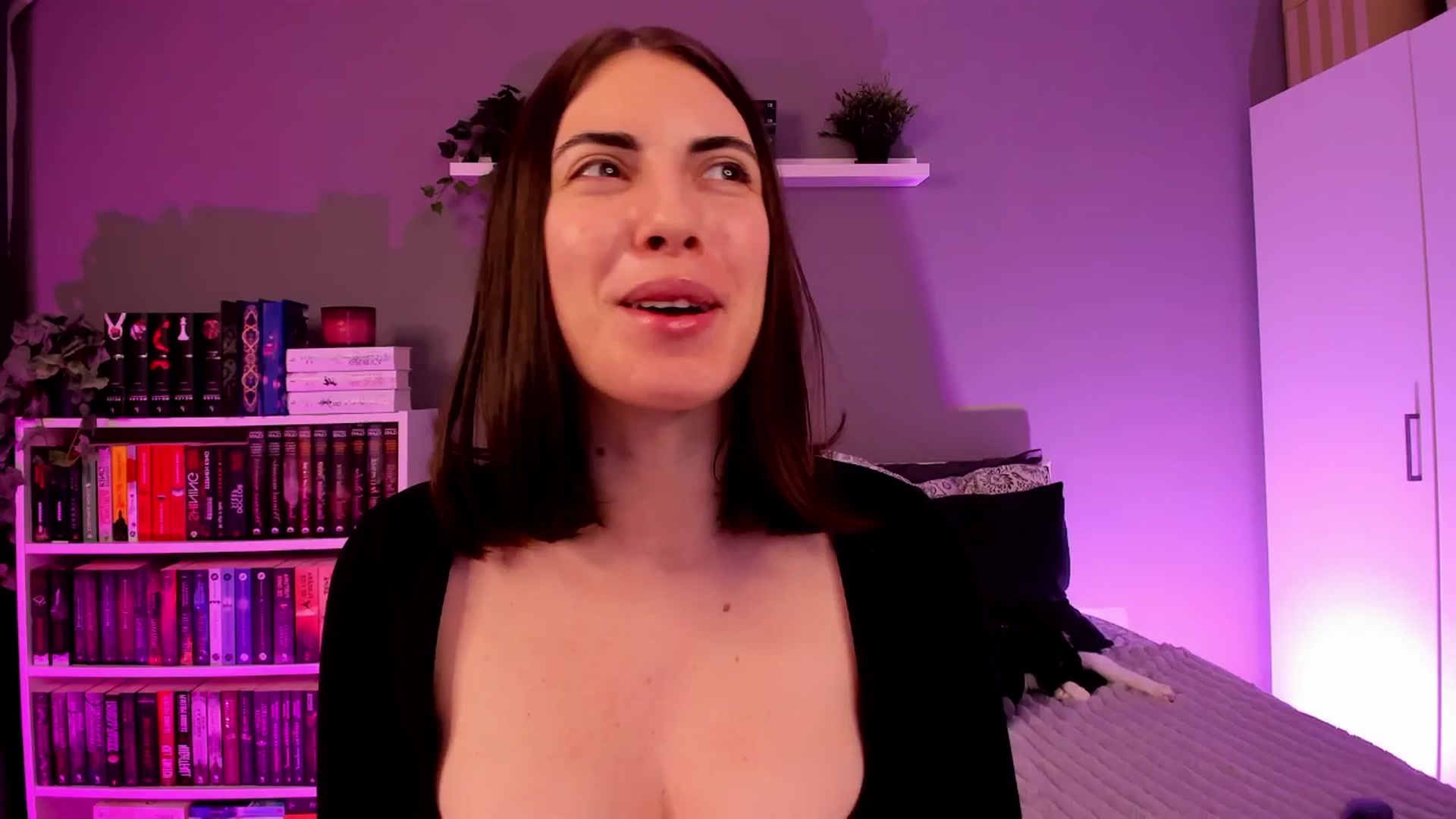 Gallery image thumbnail from BlossomBae's myfreecams stream on, 01/14/2026, 19:32 image 1 of 20