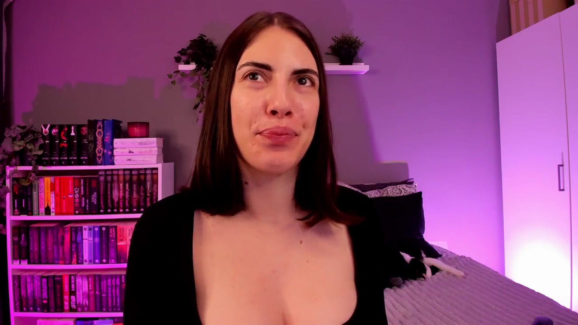 Gallery image thumbnail from BlossomBae's myfreecams stream on, 01/14/2026, 19:32 image 7 of 20