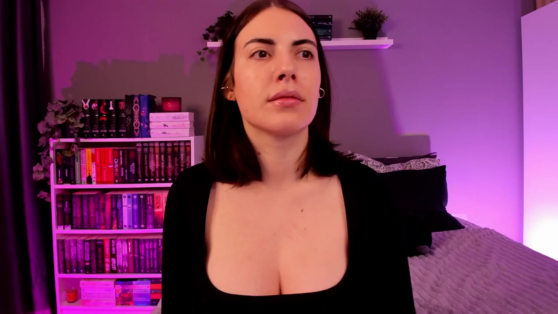 Gallery image thumbnail from BlossomBae's myfreecams stream on, 01/14/2026, 20:23 image 4 of 20