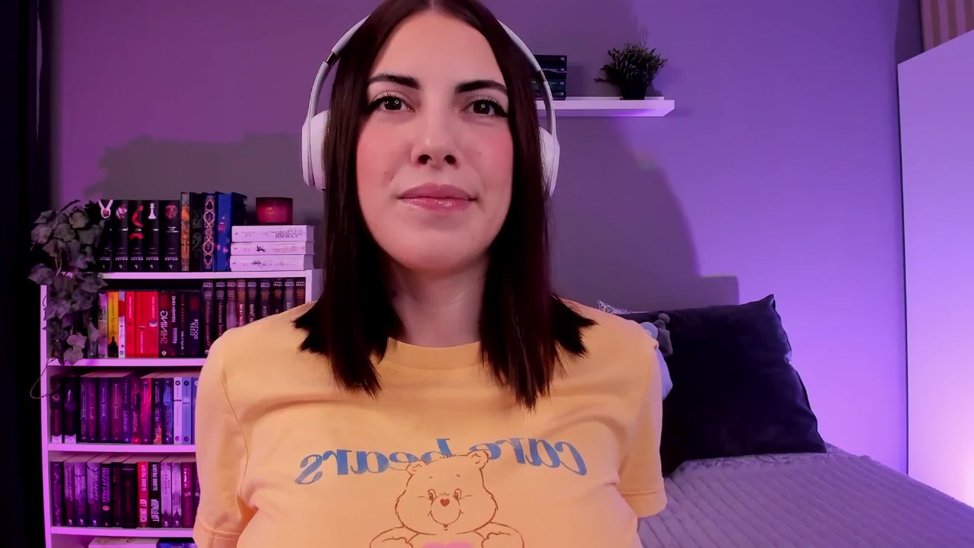 Gallery image thumbnail from BlossomBae's myfreecams stream on, 01/26/2026, 18:30 image 6 of 20