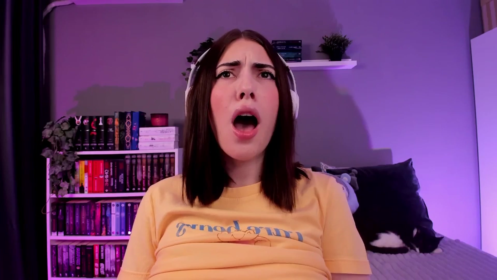 Gallery image thumbnail from BlossomBae's myfreecams stream on, 01/26/2026, 18:30 image 16 of 20