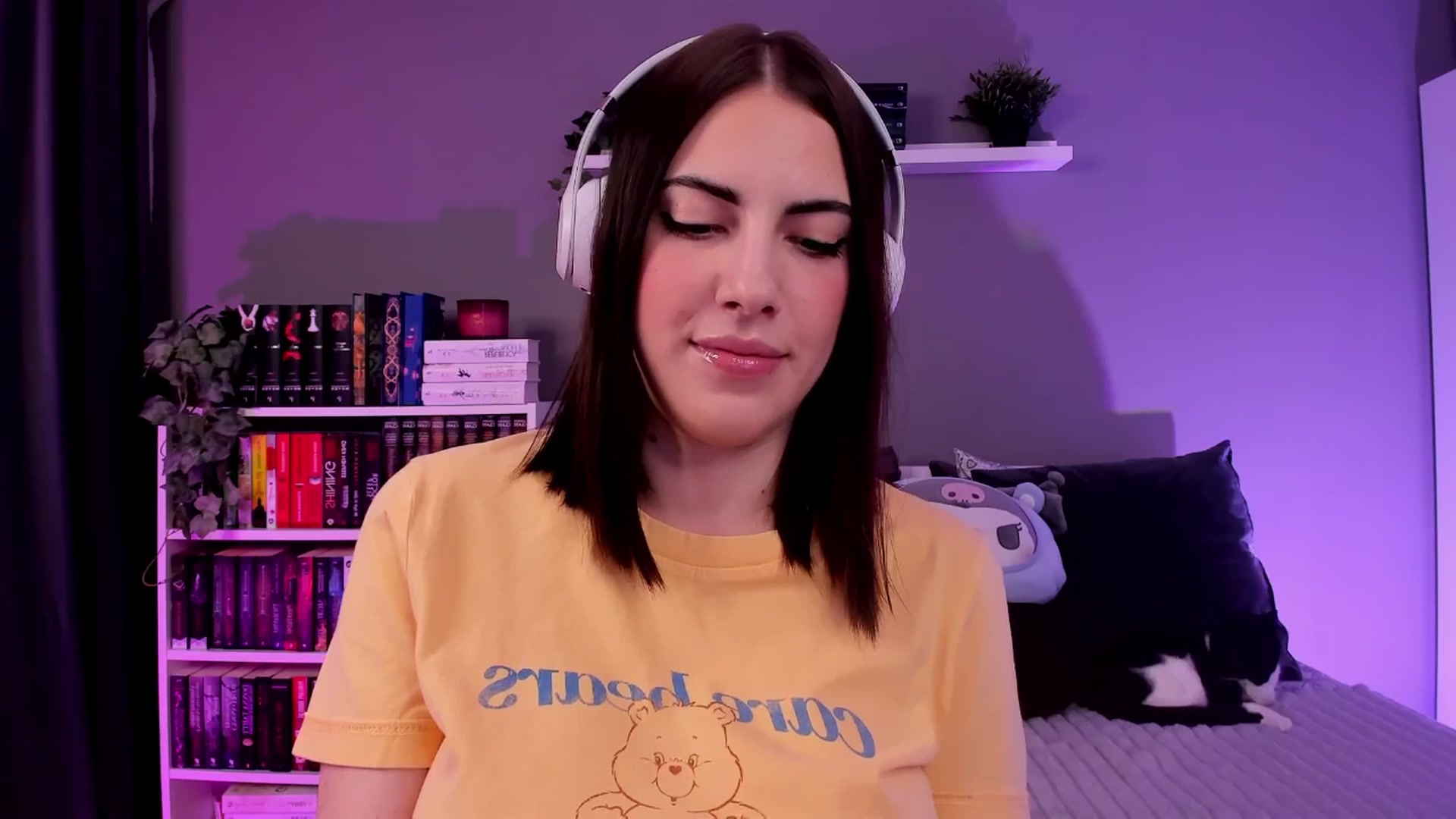 Gallery image thumbnail from BlossomBae's myfreecams stream on, 01/26/2026, 18:30 image 11 of 20