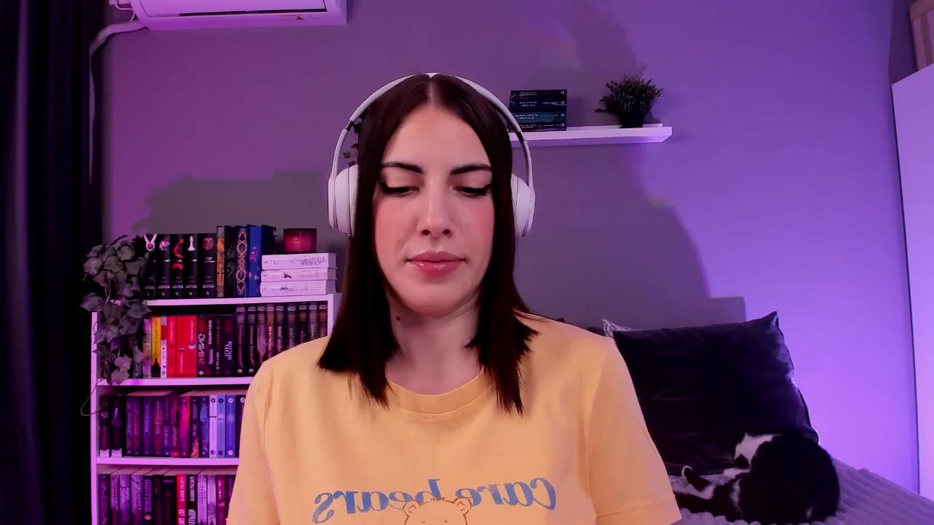 Gallery image thumbnail from BlossomBae's myfreecams stream on, 01/26/2026, 20:34 image 3 of 20