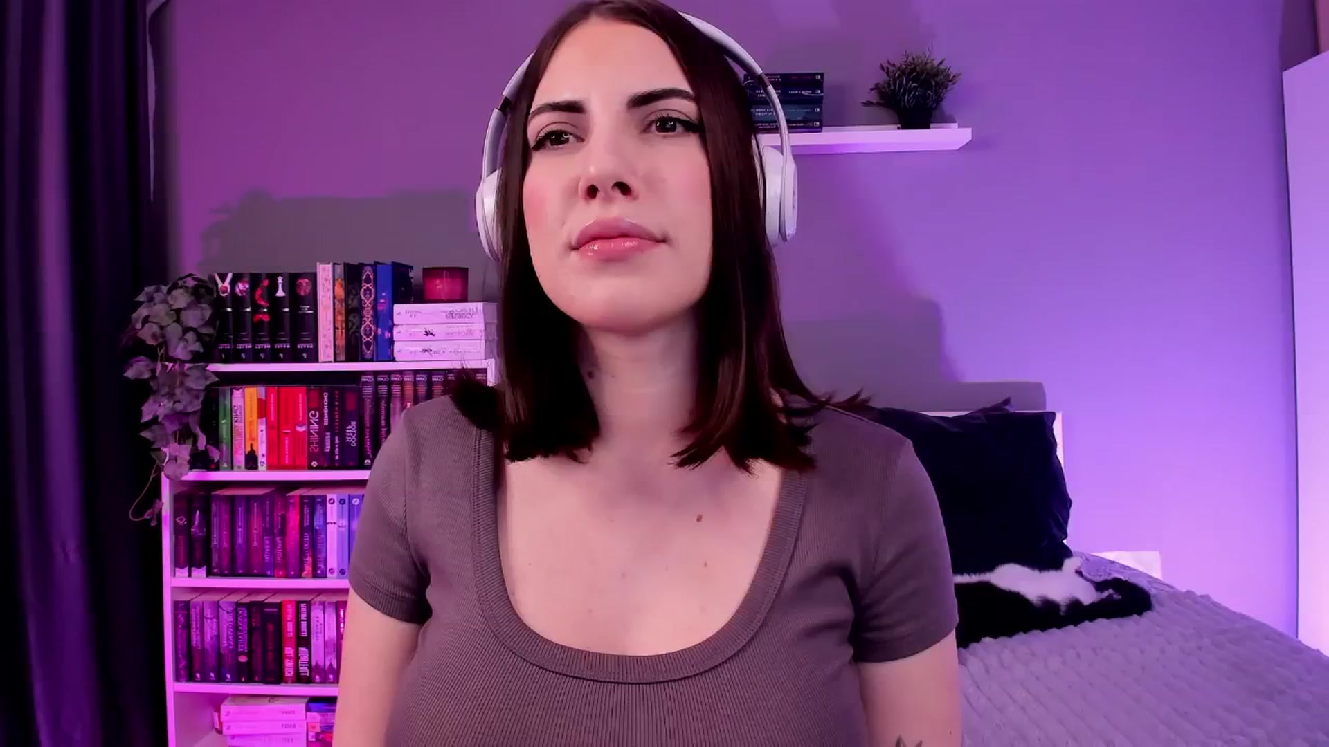 Gallery image thumbnail from BlossomBae's myfreecams stream on, 02/02/2026, 20:26 image 9 of 20