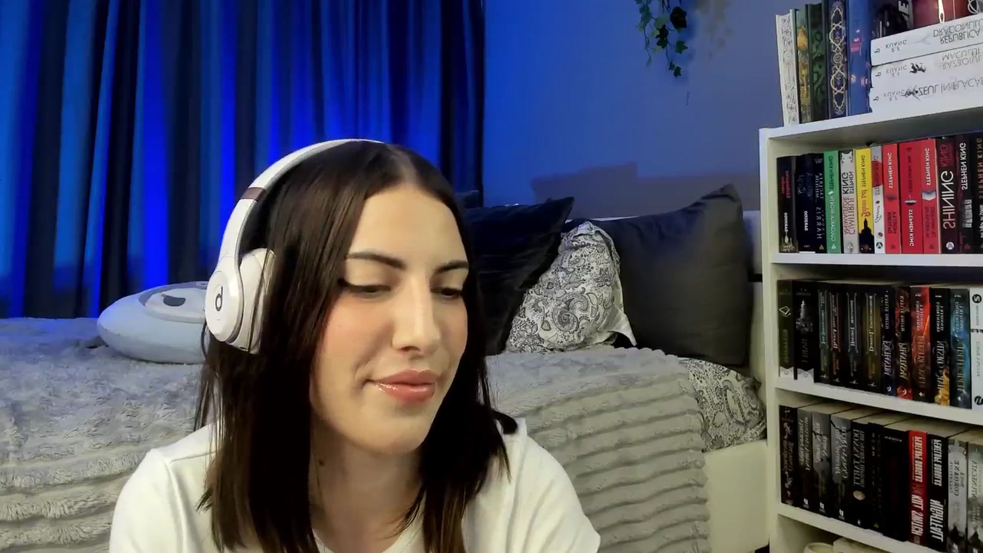 Gallery image thumbnail from BlossomBae's myfreecams stream on, 02/09/2026, 19:43 image 8 of 20