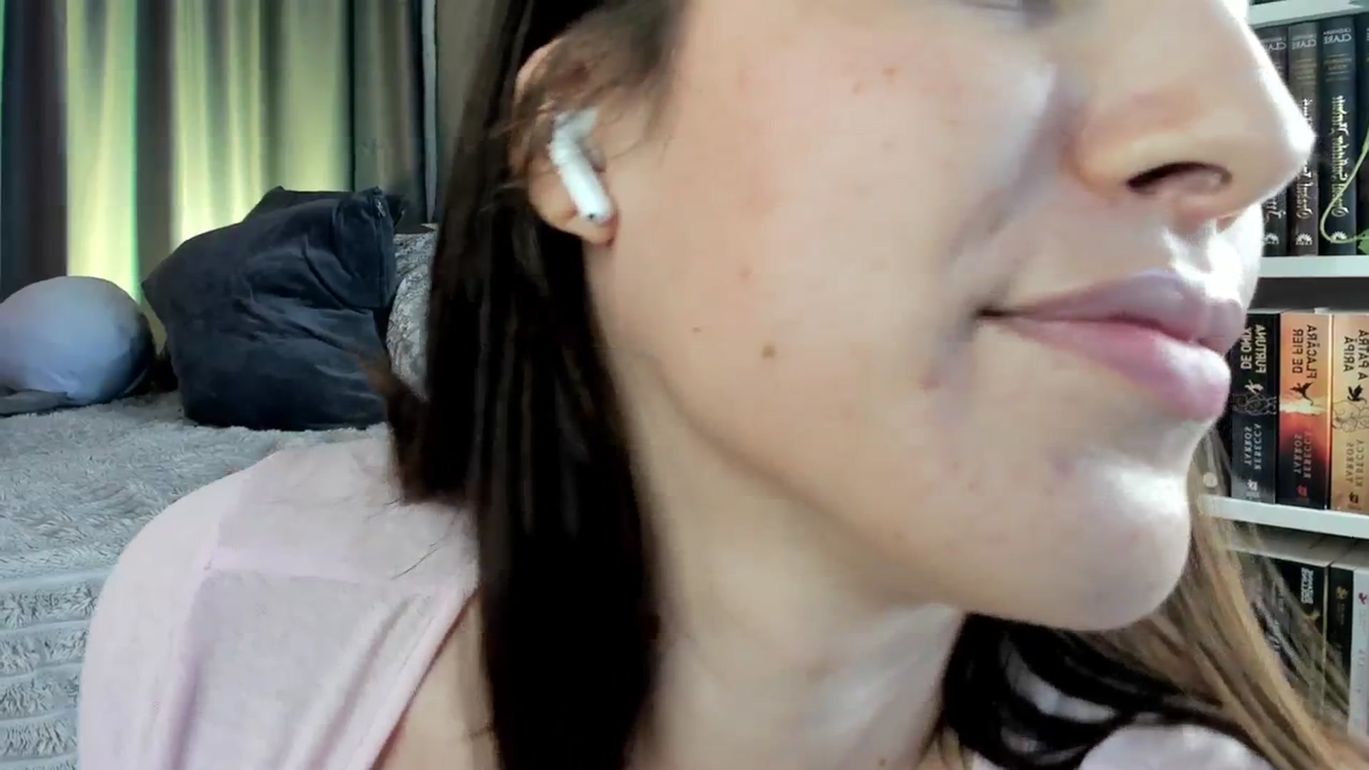 Gallery image thumbnail from BlossomBae's myfreecams stream on, 02/24/2026, 21:44 image 9 of 20