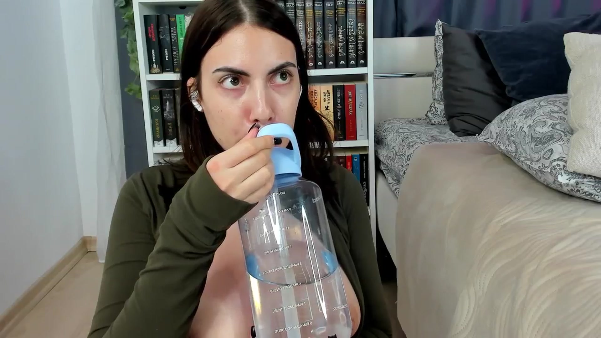 Gallery image thumbnail from BlossomBae's myfreecams stream on, 05/02/2026, 20:51 image 3 of 20