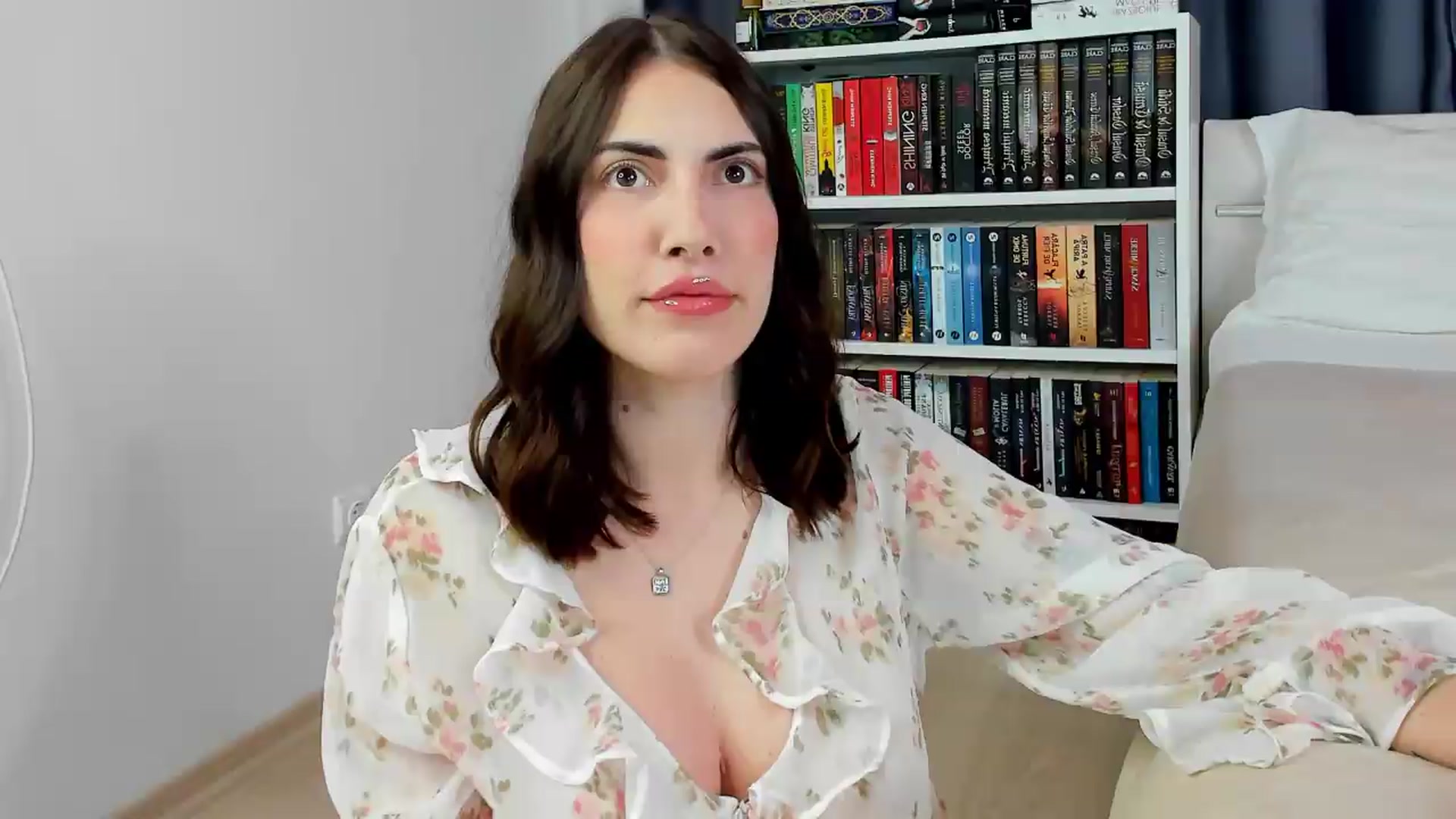 Gallery image thumbnail from BlossomBae's myfreecams stream on, 05/08/2026, 18:02 image 1 of 20