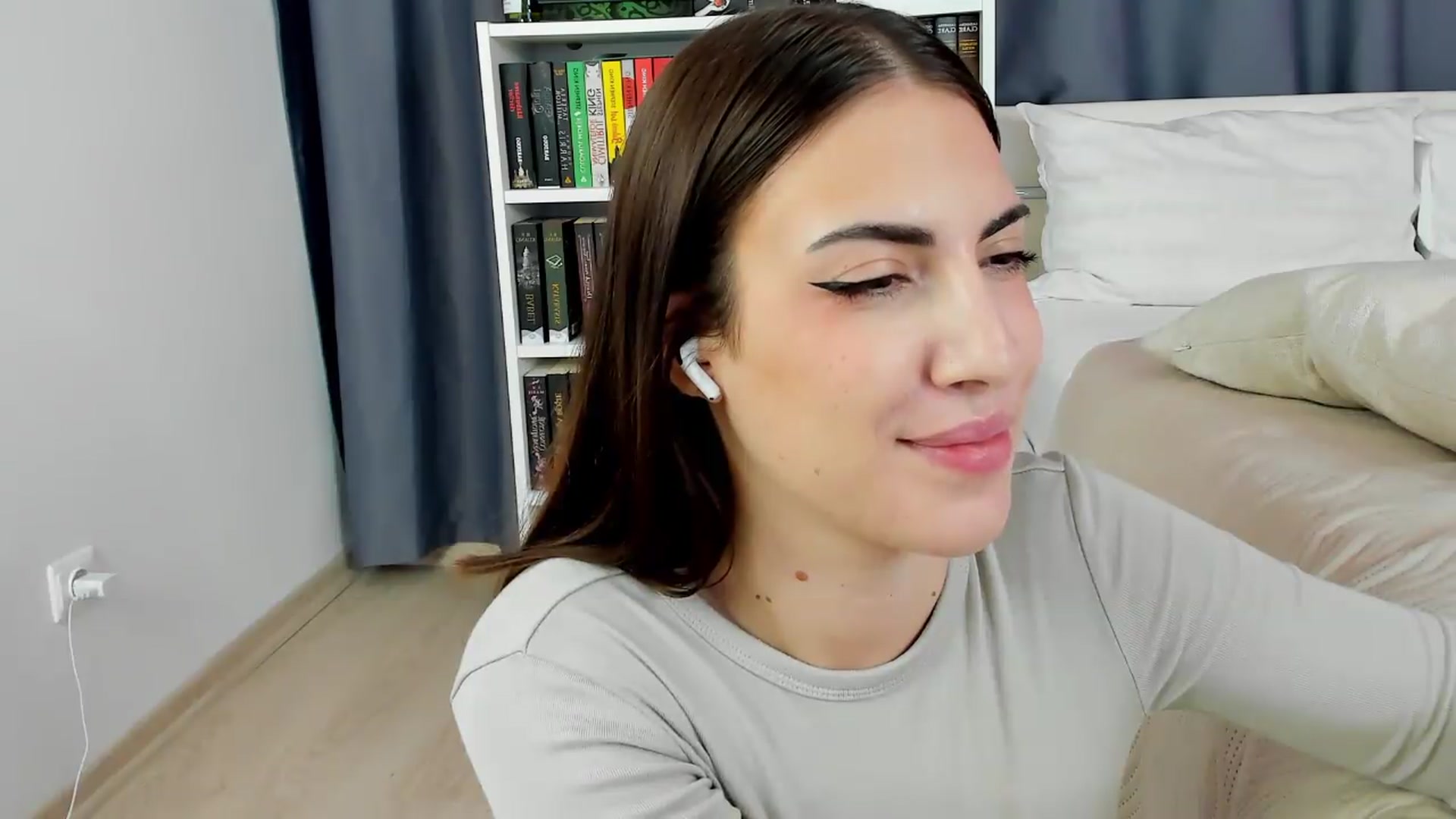 Gallery image thumbnail from BlossomBae's myfreecams stream on, 05/23/2026, 21:31 image 3 of 20