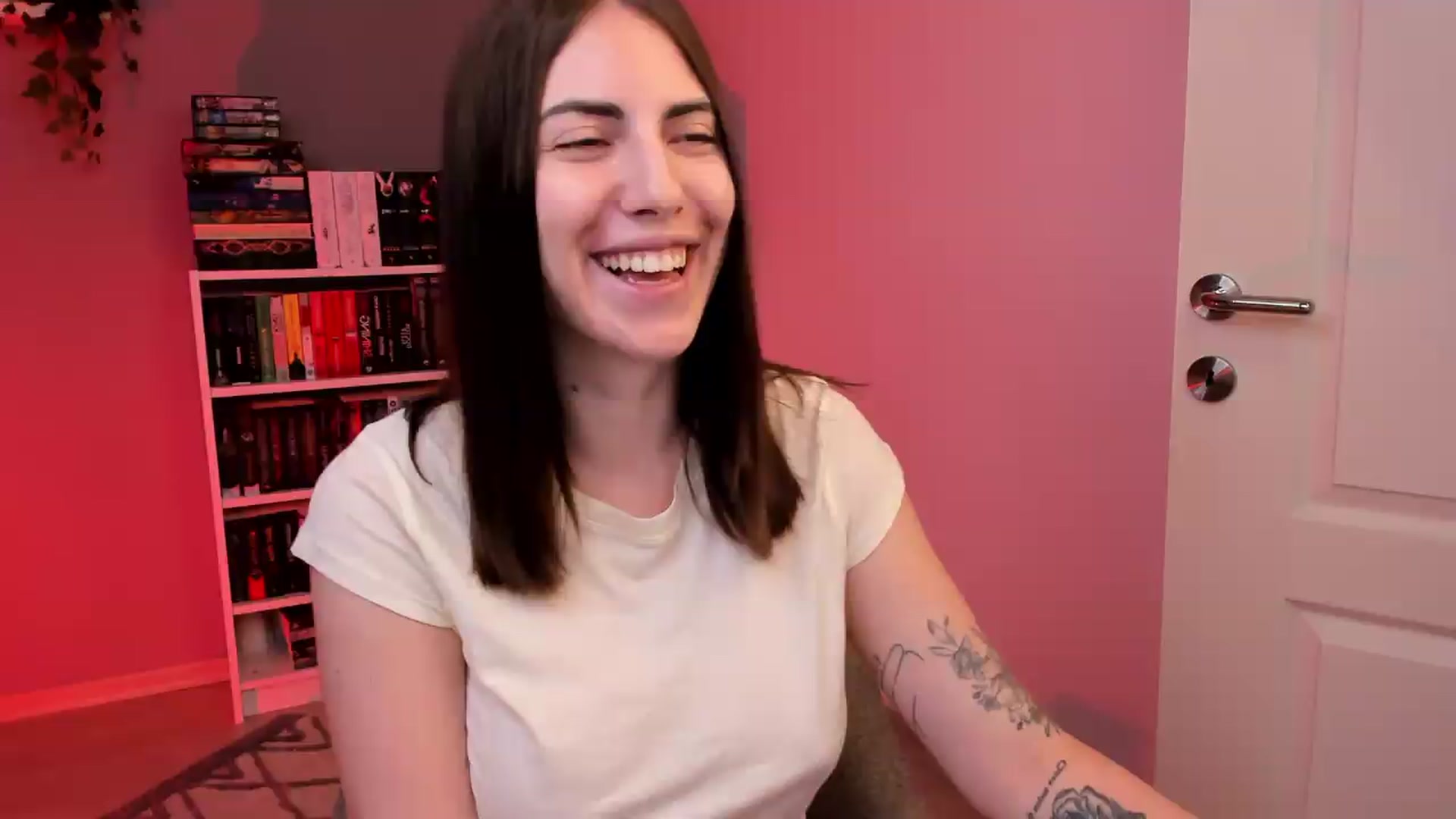 Gallery image thumbnail from BlossomBae's myfreecams stream on, 07/12/2026, 19:11 image 12 of 20