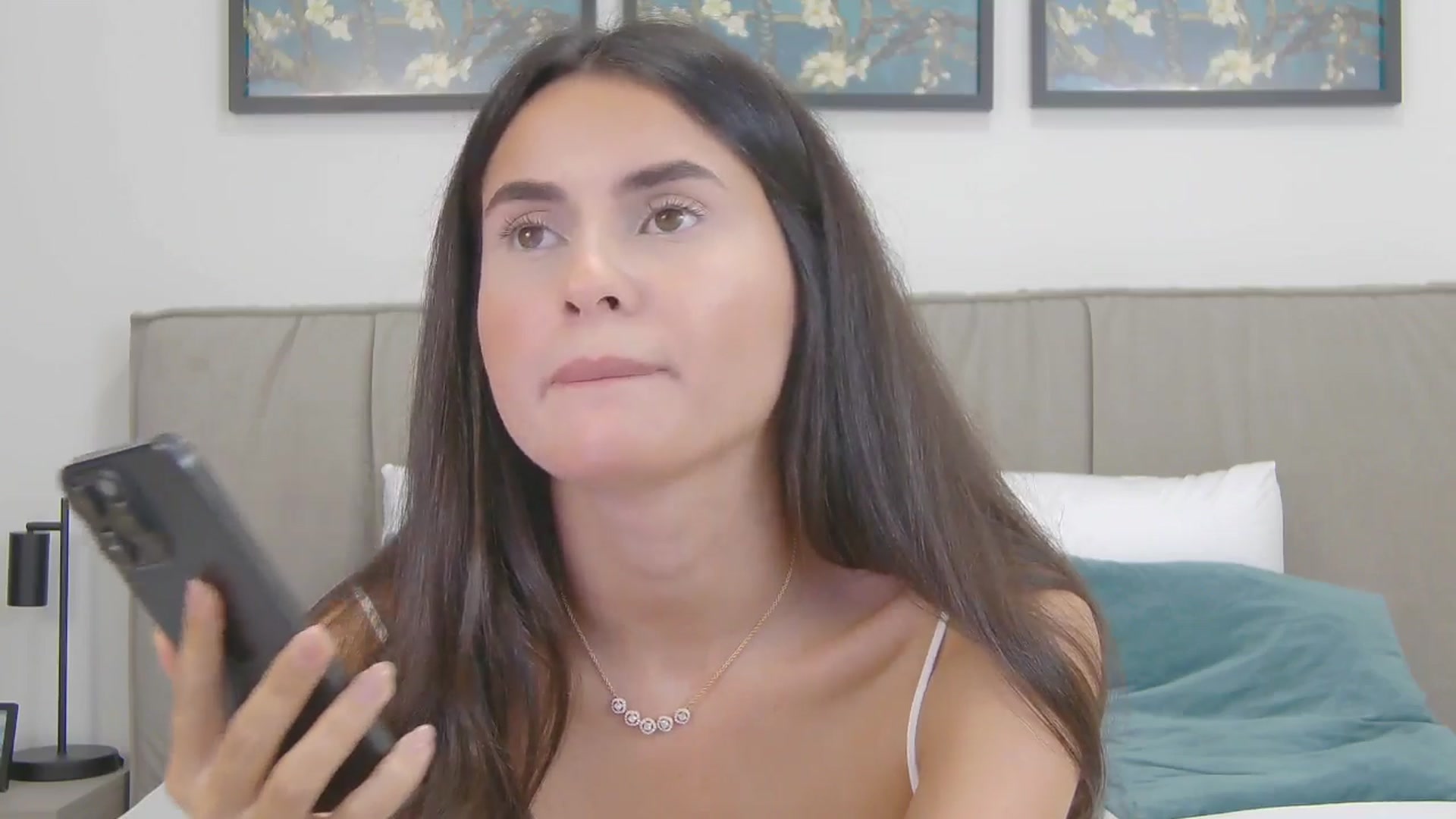Gallery image thumbnail from BlossomBreeze's myfreecams stream on, 08/14/2025, 10:16 image 17 of 20