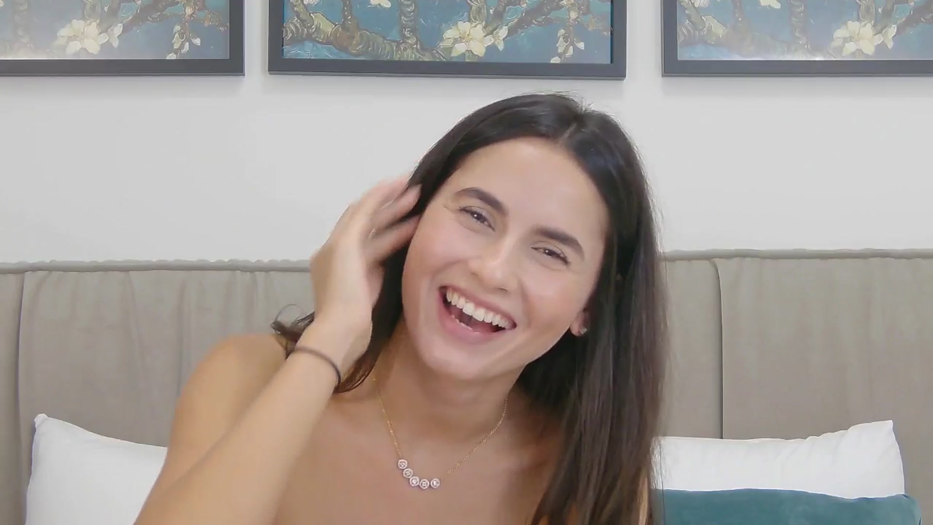 Gallery image thumbnail from BlossomBreeze's myfreecams stream on, 08/20/2025, 15:15 image 8 of 20