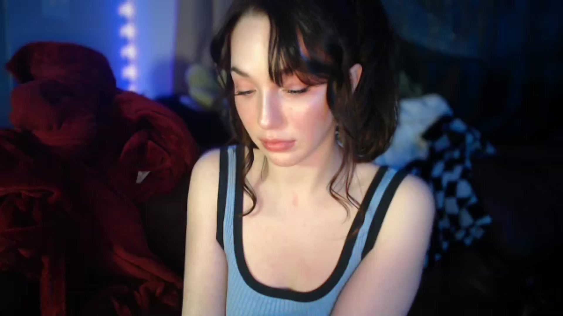 Gallery image thumbnail from Blov3's myfreecams stream on, 02/09/2025, 10:37 image 19 of 20