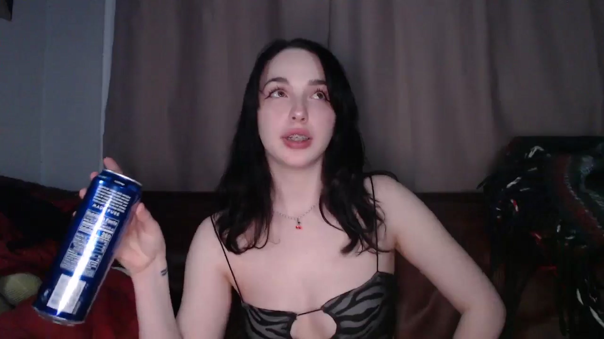 Gallery image thumbnail from Blov3's myfreecams stream on, 04/04/2025, 09:41 image 10 of 20