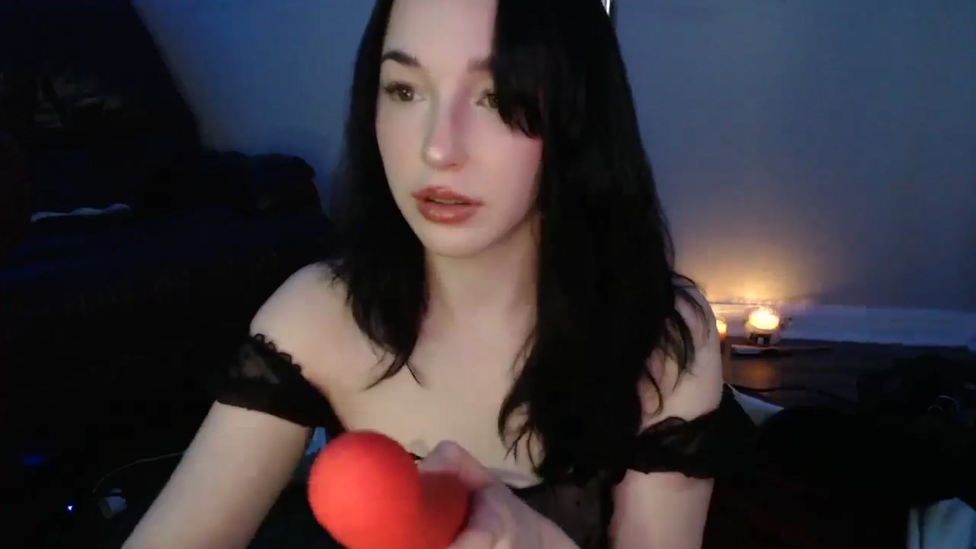 Gallery image thumbnail from Blov3's myfreecams stream on, 04/17/2025, 10:26 image 2 of 20