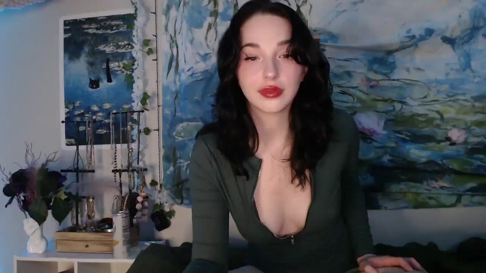 Gallery image thumbnail from Blov3's myfreecams stream on, 04/29/2025, 12:04 image 10 of 20