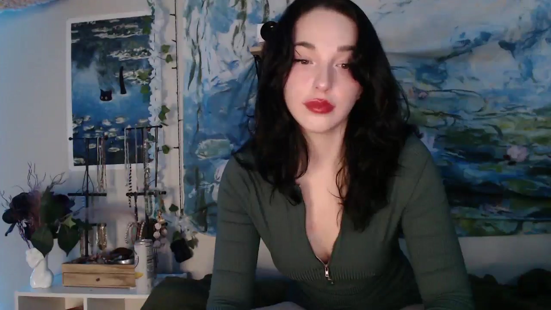 Gallery image thumbnail from Blov3's myfreecams stream on, 04/29/2025, 12:04 image 14 of 20
