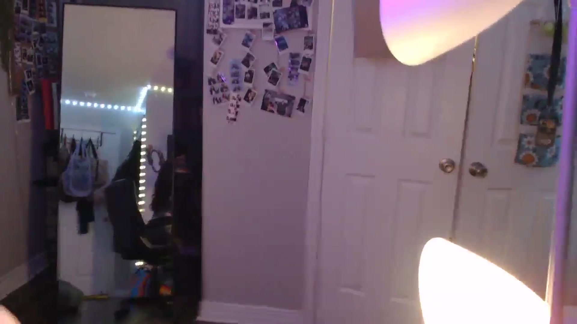 Gallery image thumbnail from Blov3's myfreecams stream on, 09/22/2025, 09:13 image 2 of 20