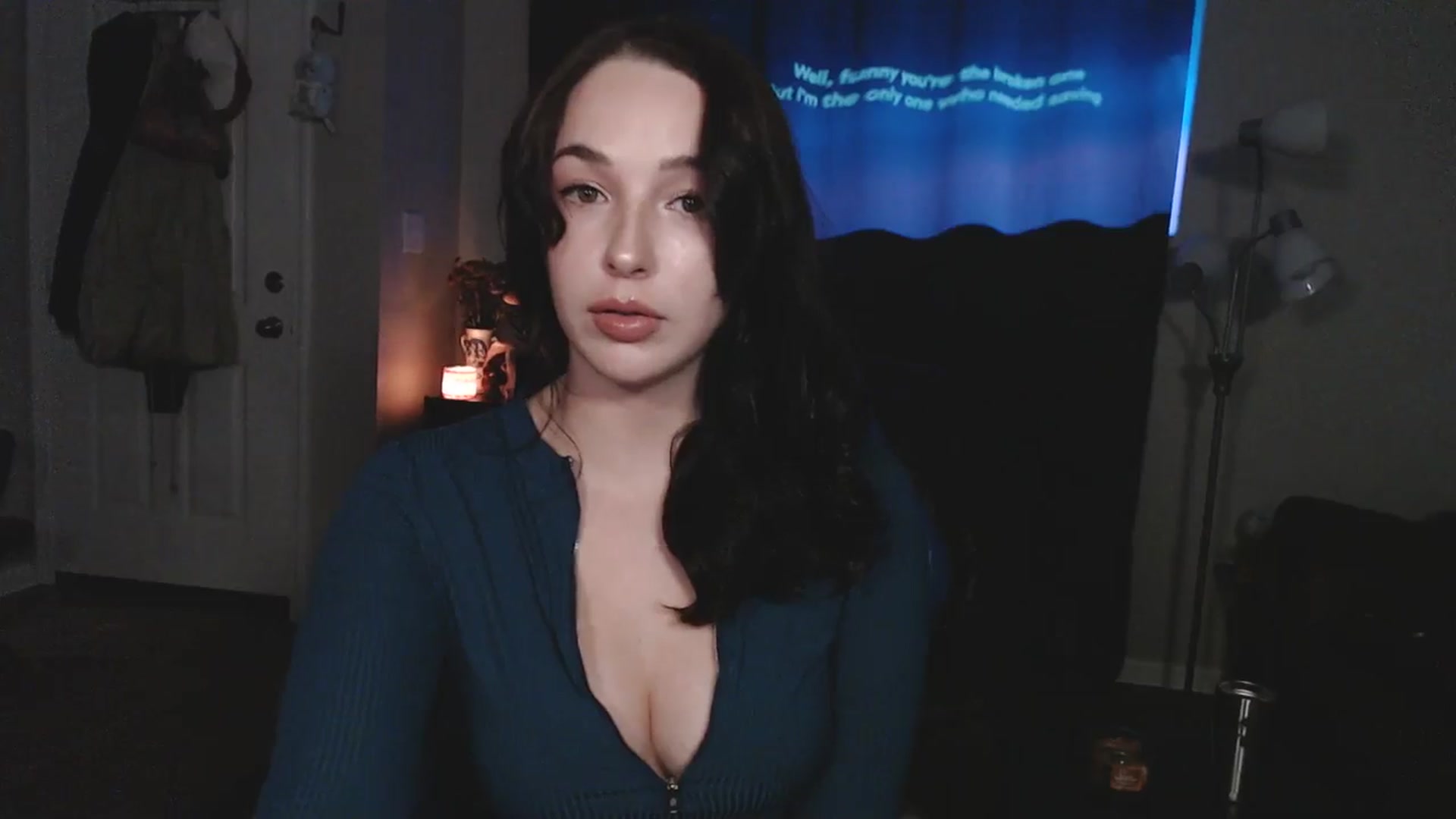 Gallery image thumbnail from Blov3's myfreecams stream on, 02/18/2026, 09:03 image 2 of 20