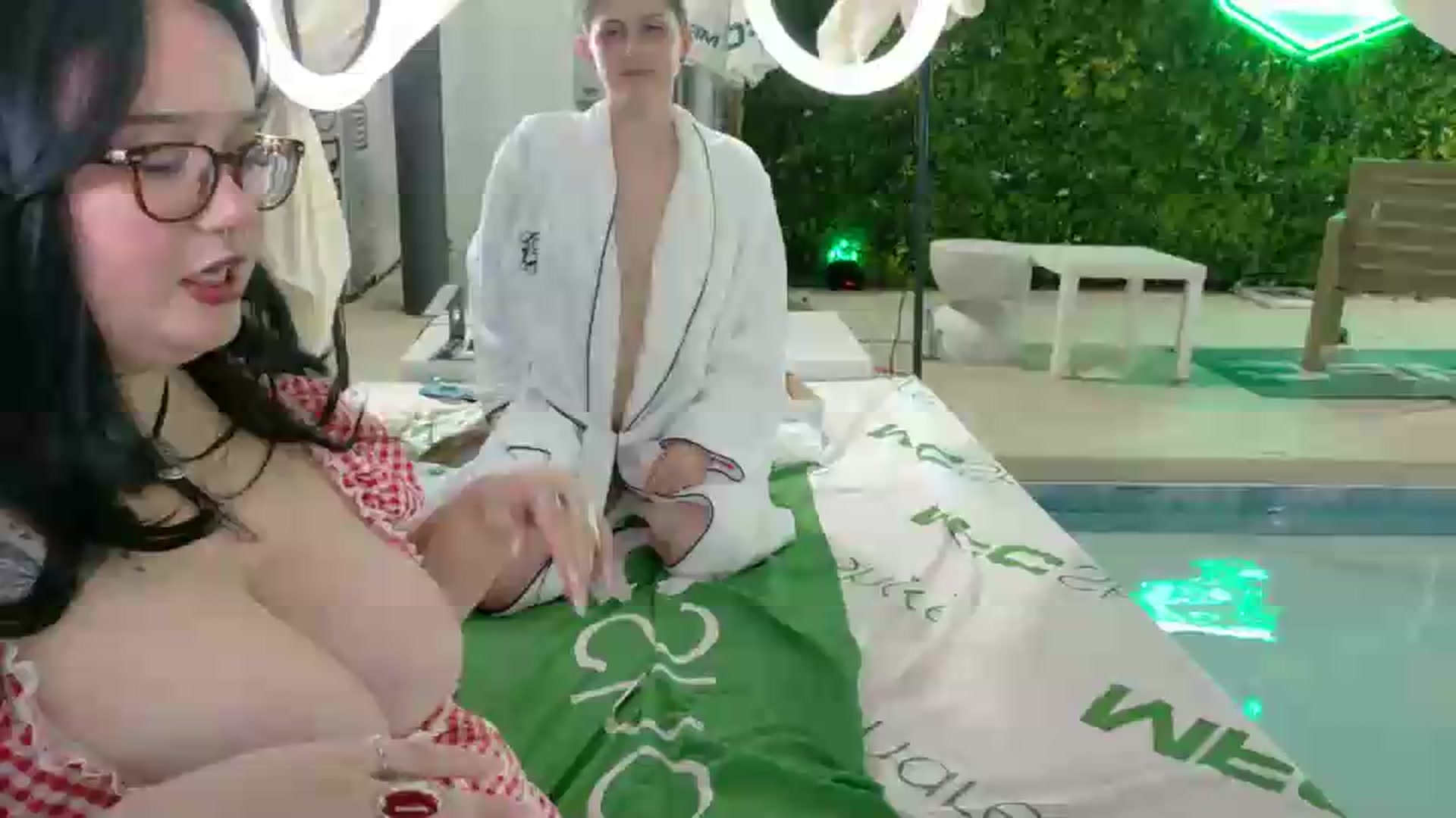 Gallery image thumbnail from Blov3's myfreecams stream on, 05/21/2026, 08:35 image 1 of 20