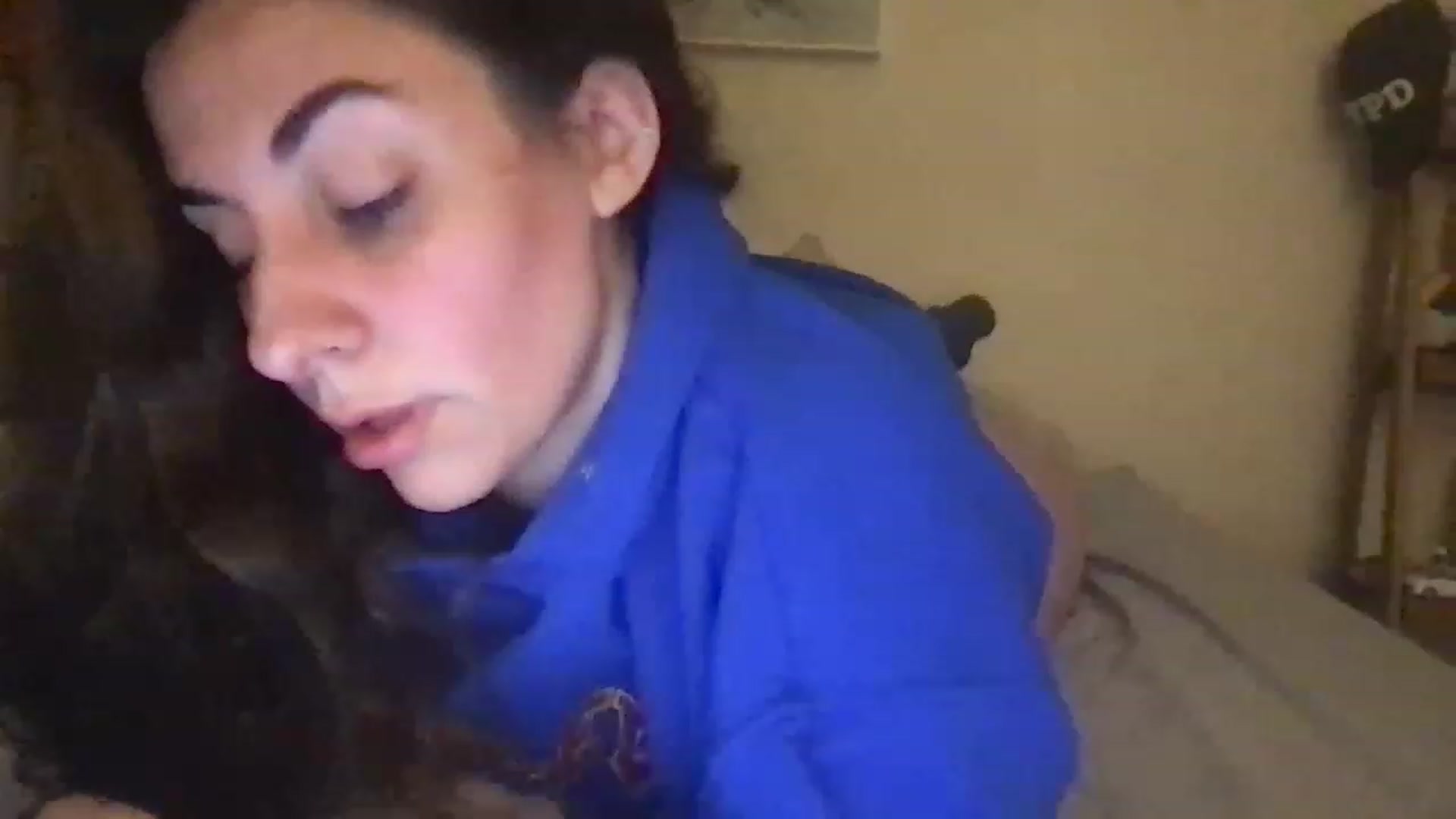 Gallery image thumbnail from BluMariposa's myfreecams stream on, 03/20/2023, 01:18 image 10 of 20