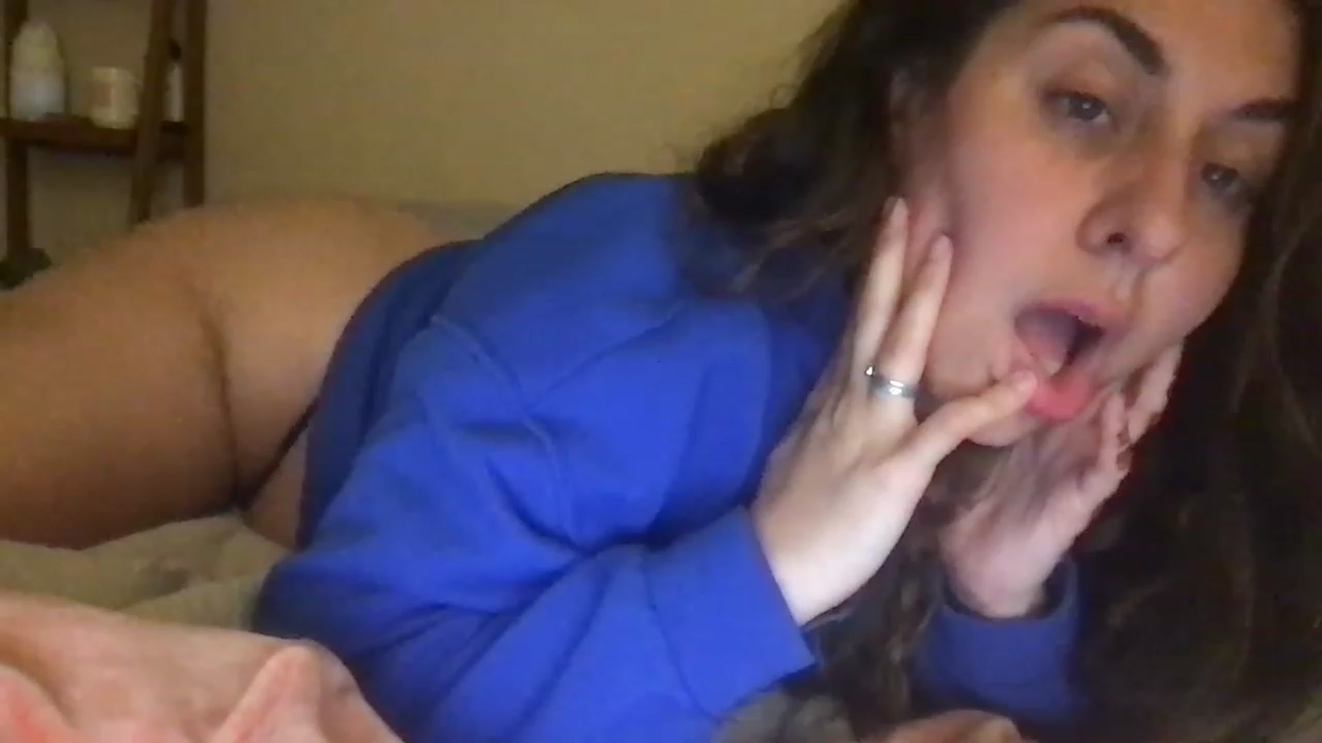 Gallery image thumbnail from BluMariposa's myfreecams stream on, 03/20/2023, 01:18 image 1 of 20