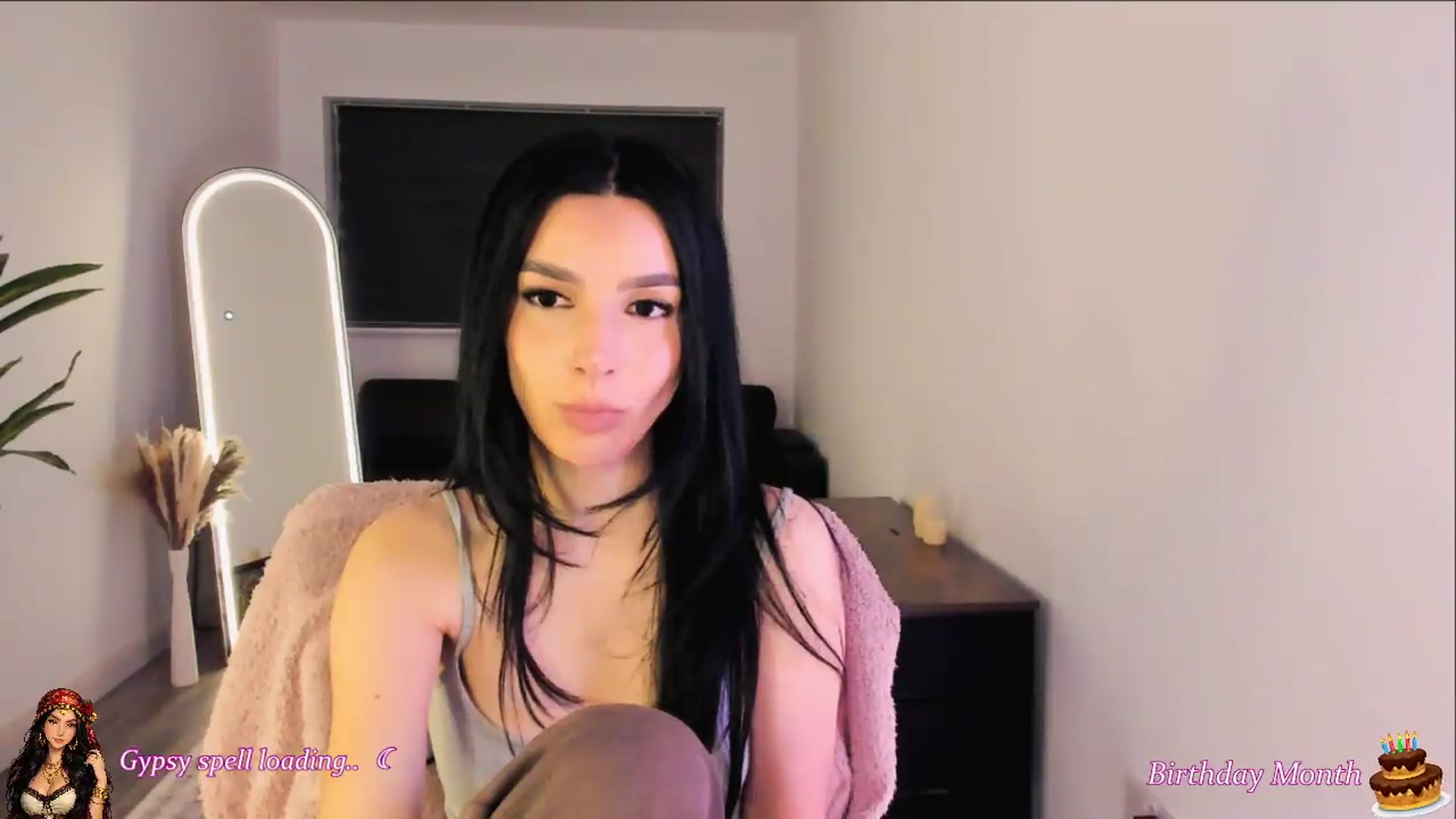 Gallery image thumbnail from Bludreina's myfreecams stream on, 05/10/2026, 24:01 image 13 of 20