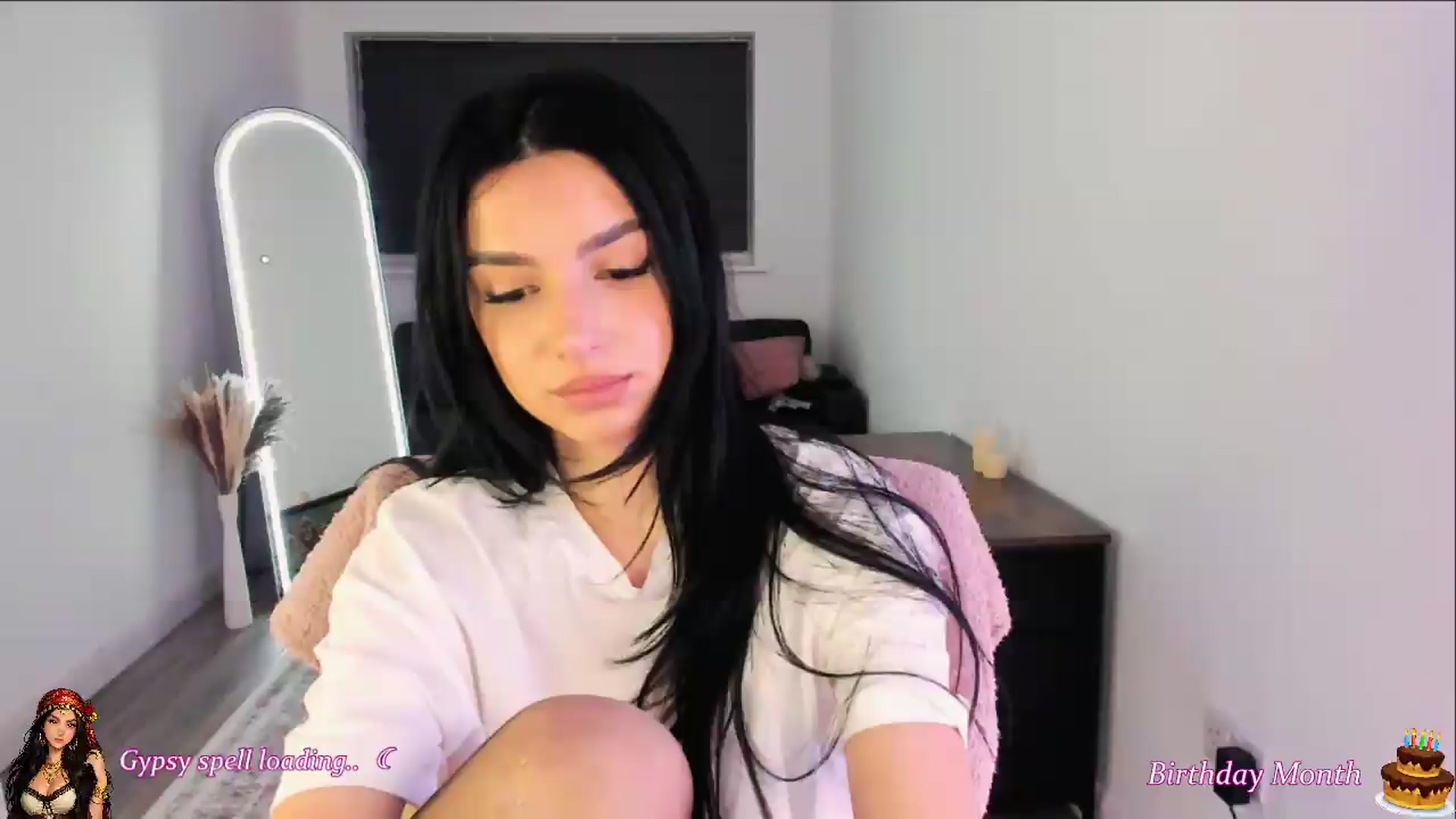 Gallery image thumbnail from Bludreina's myfreecams stream on, 05/15/2026, 03:35 image 20 of 20