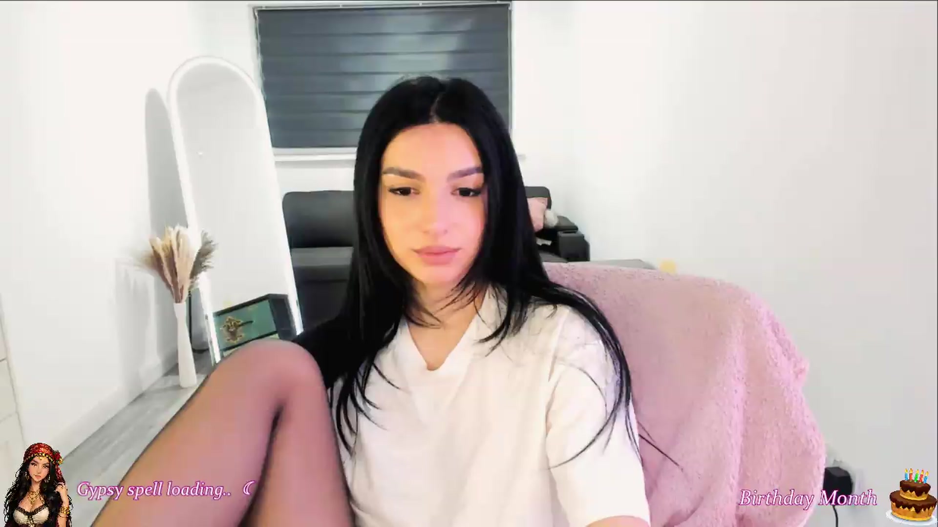 Gallery image thumbnail from Bludreina's myfreecams stream on, 05/15/2026, 03:35 image 5 of 20