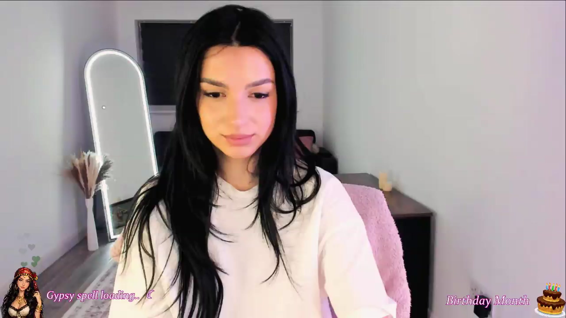 Gallery image thumbnail from Bludreina's myfreecams stream on, 05/15/2026, 03:35 image 16 of 20